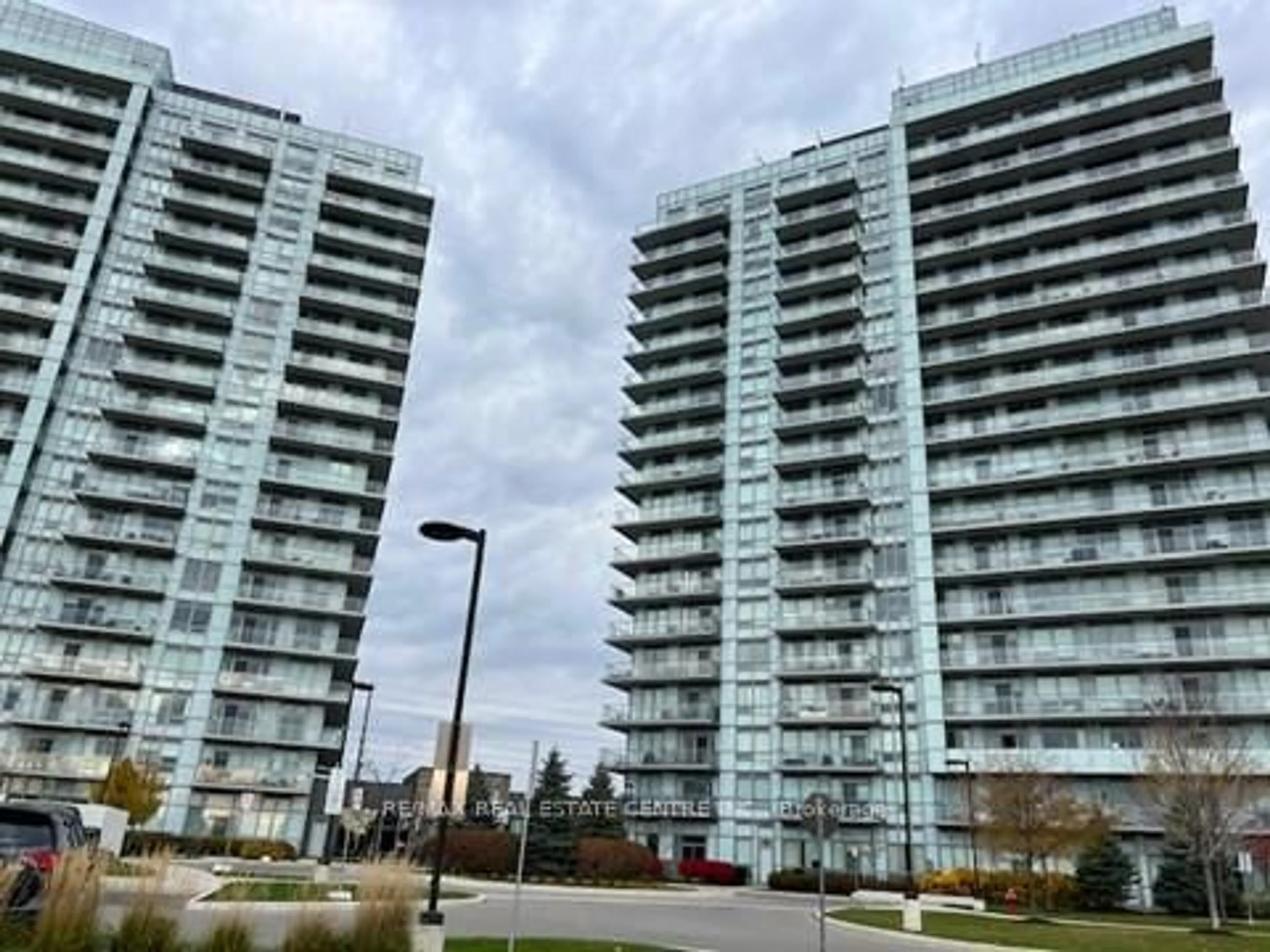 Unknown for 4699 Glen Erin Dr #1601, Mississauga Ontario L5N 3L3