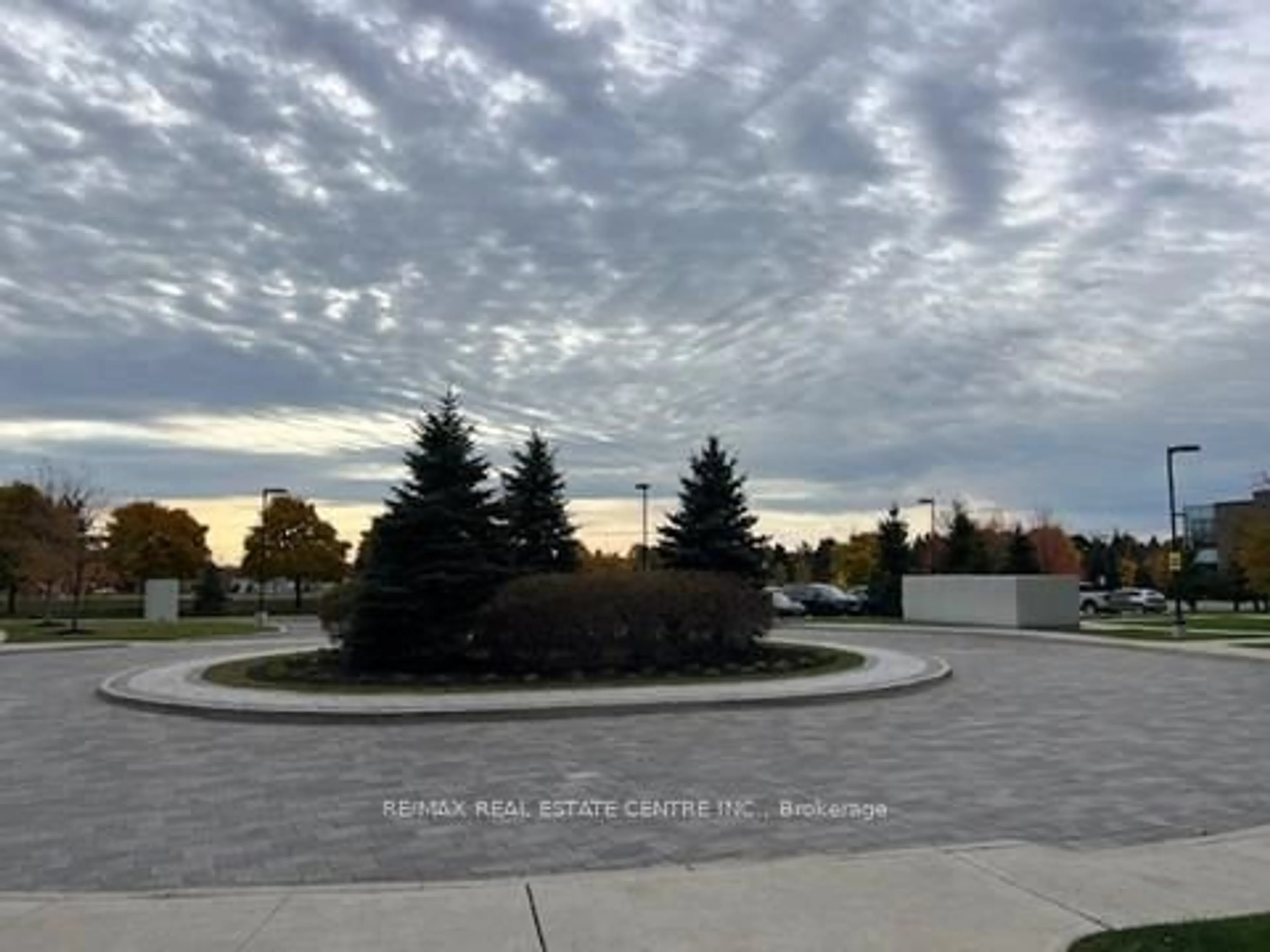 Unknown for 4699 Glen Erin Dr #1601, Mississauga Ontario L5N 3L3