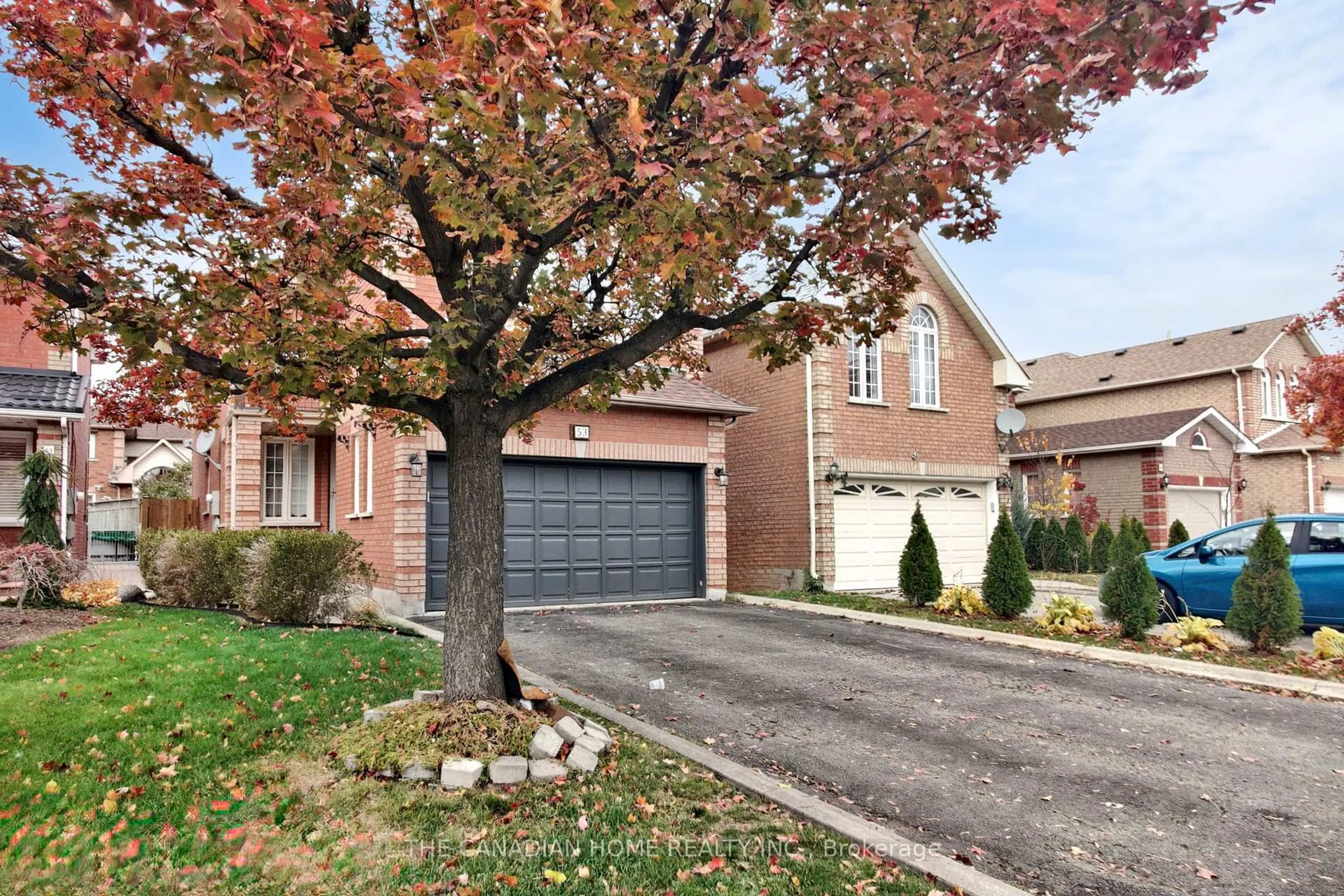 Home with brick exterior material, street for 53 Ripley Cres, Brampton Ontario L6Y 5C4
