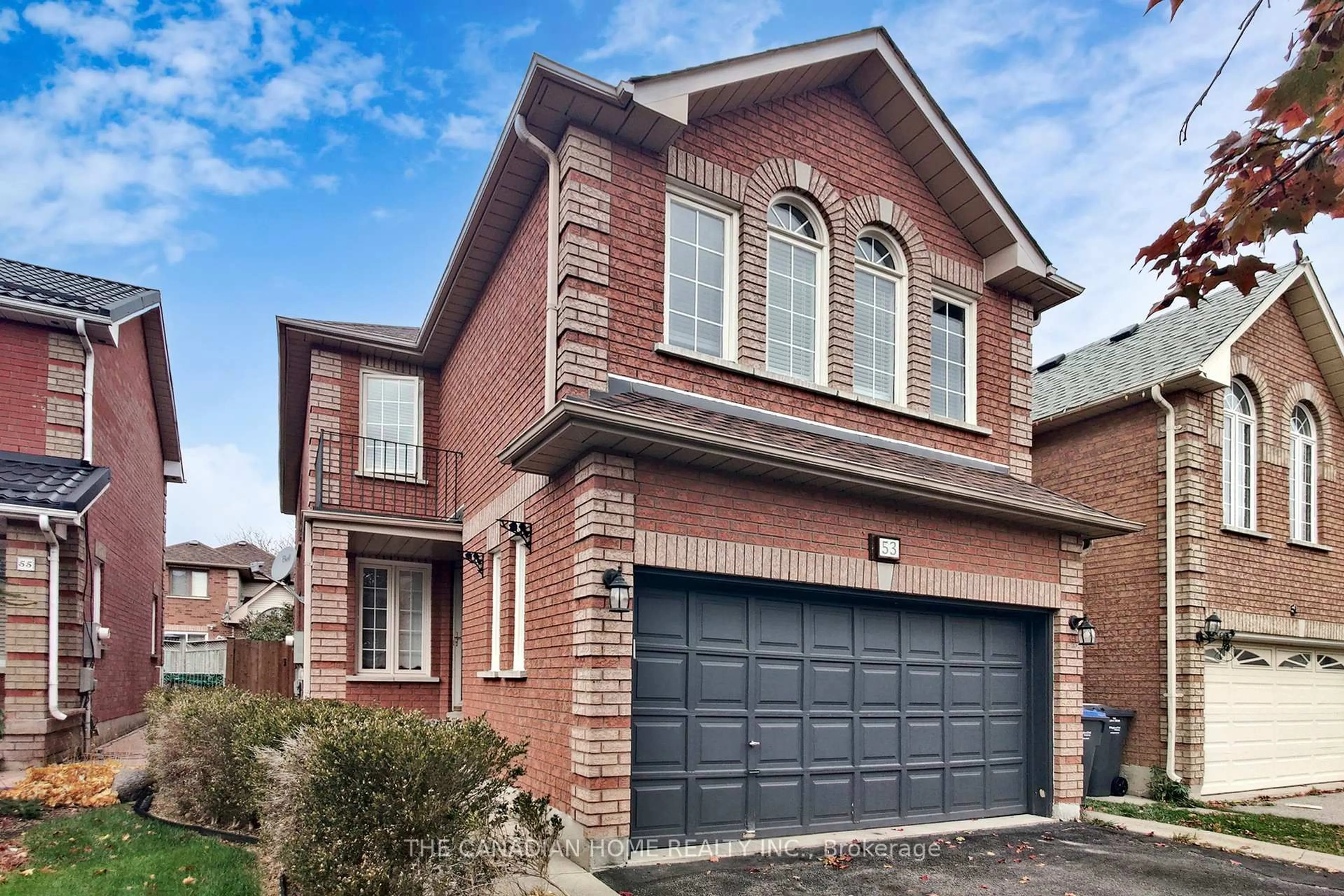 Home with brick exterior material, street for 53 Ripley Cres, Brampton Ontario L6Y 5C4