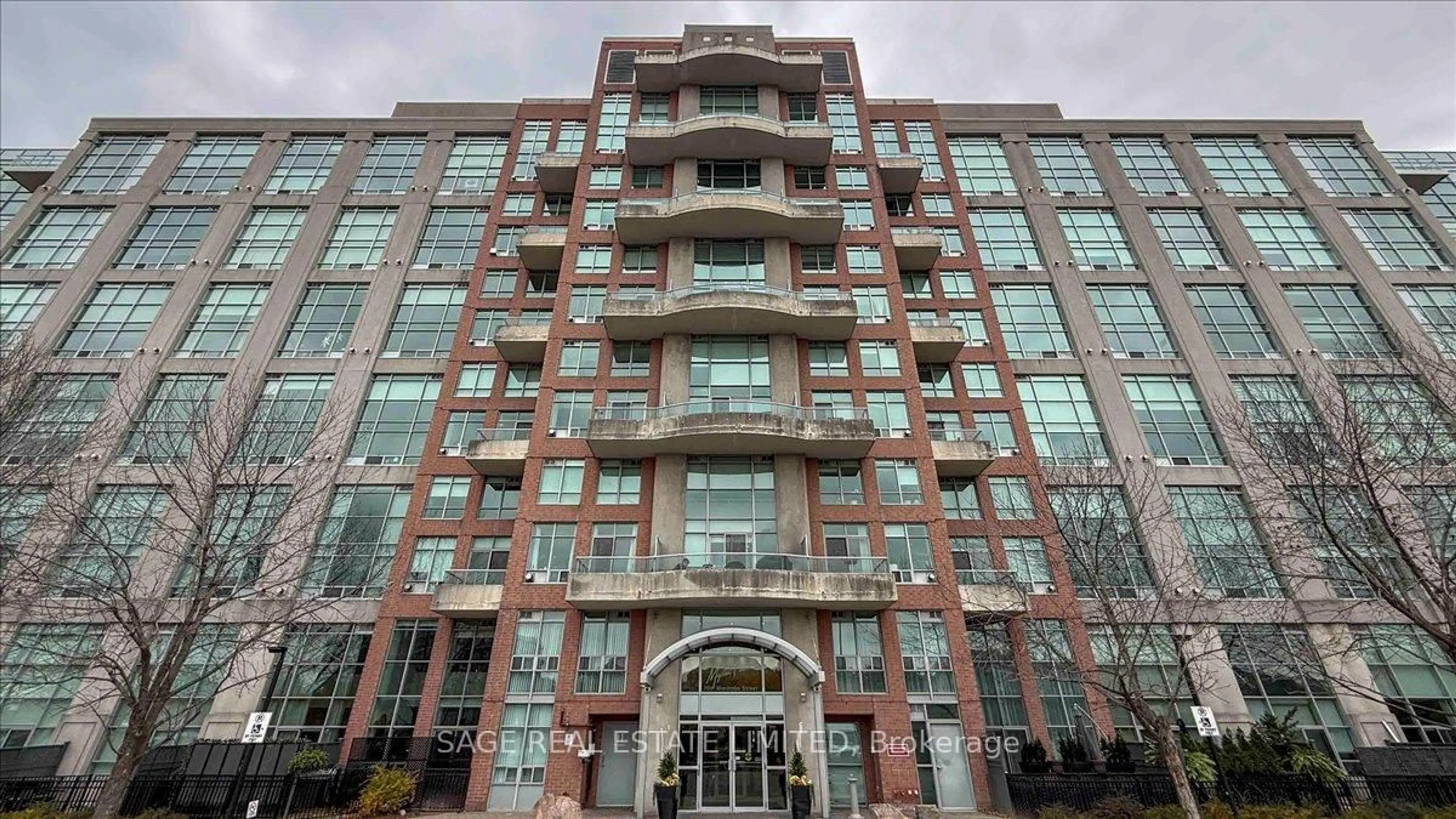 Indoor foyer for 200 Manitoba St #615, Toronto Ontario M8Y 3Y9