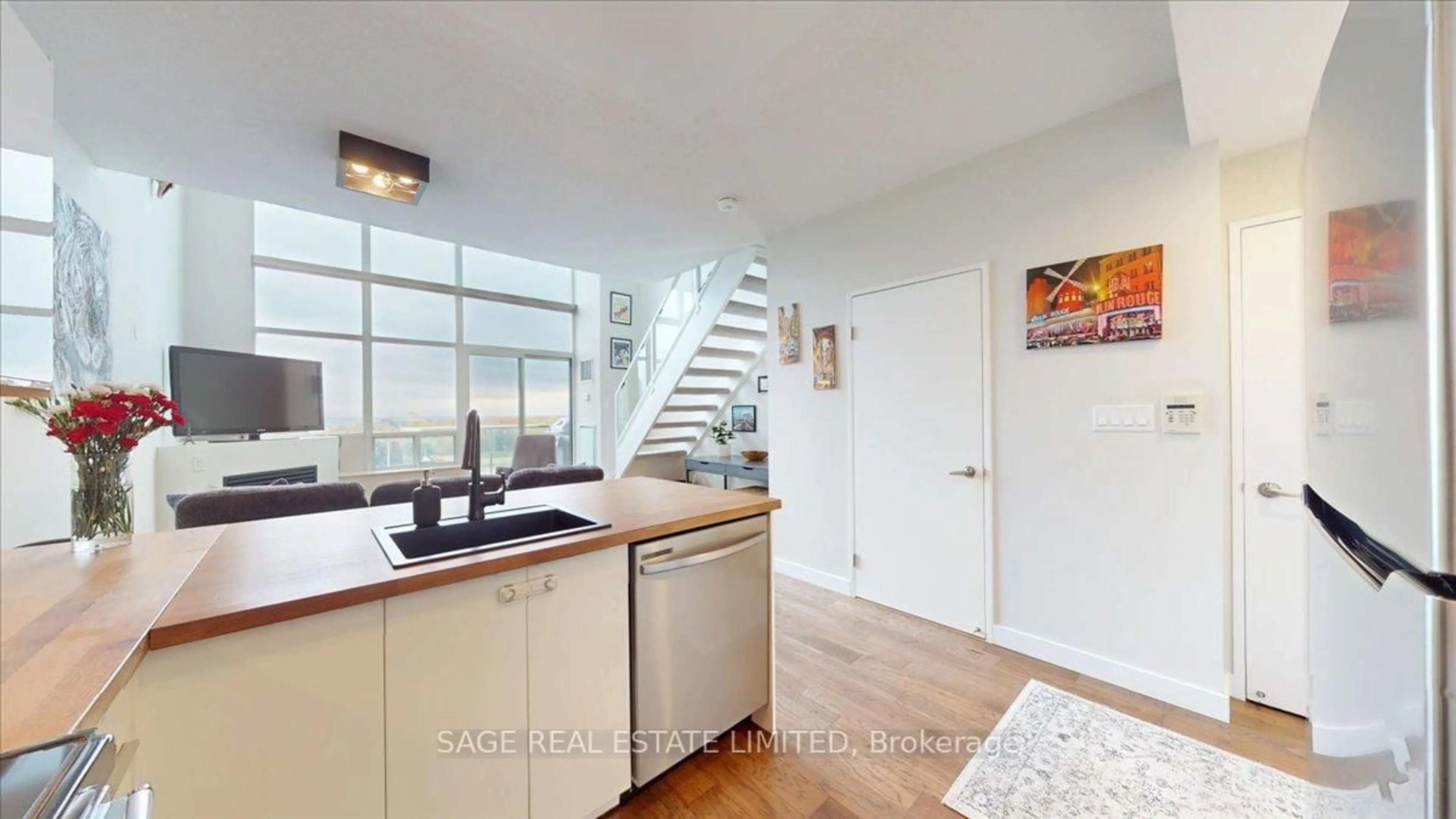 Open concept kitchen, unknown for 200 Manitoba St #615, Toronto Ontario M8Y 3Y9