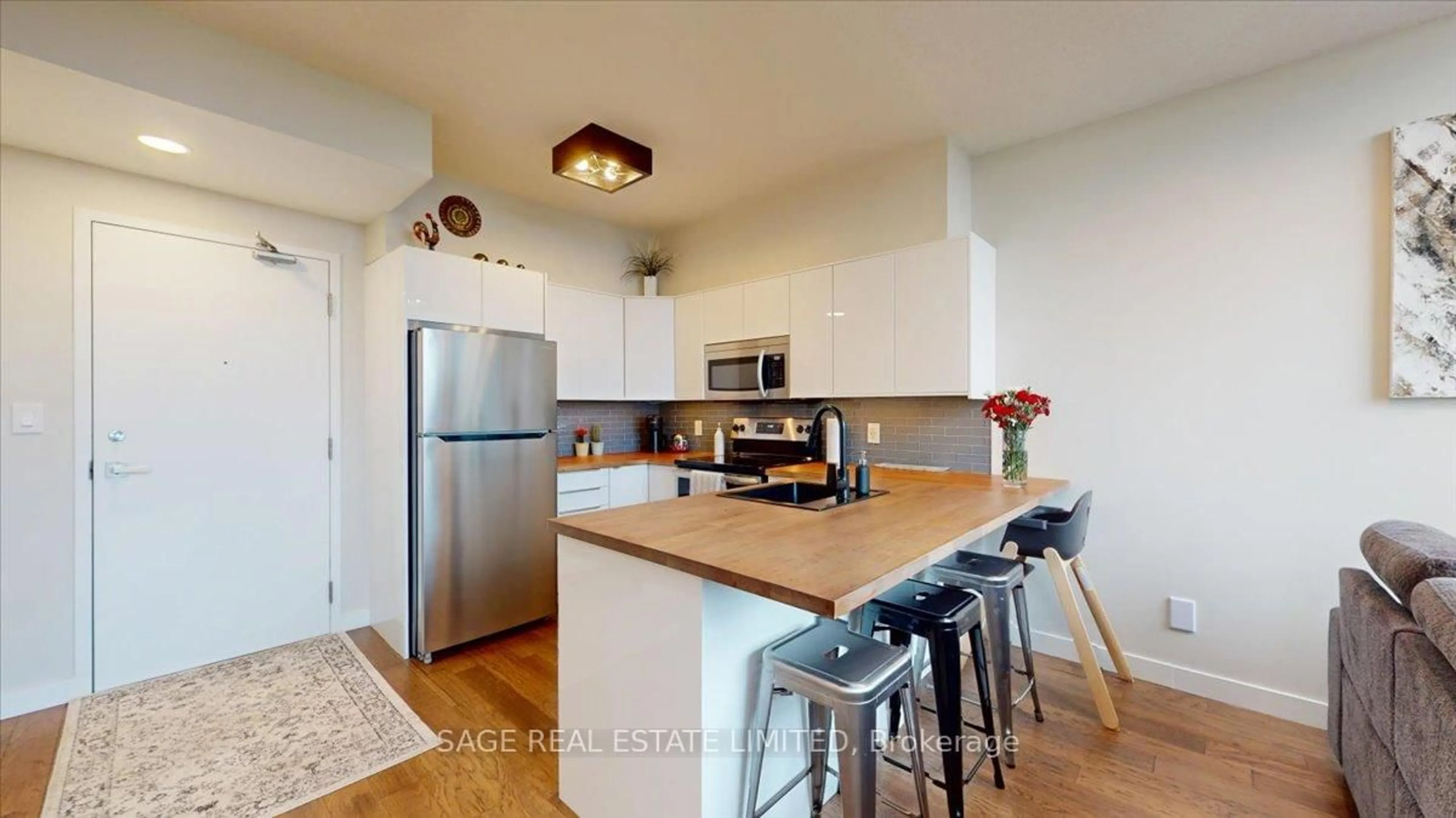 Open concept kitchen, unknown for 200 Manitoba St #615, Toronto Ontario M8Y 3Y9