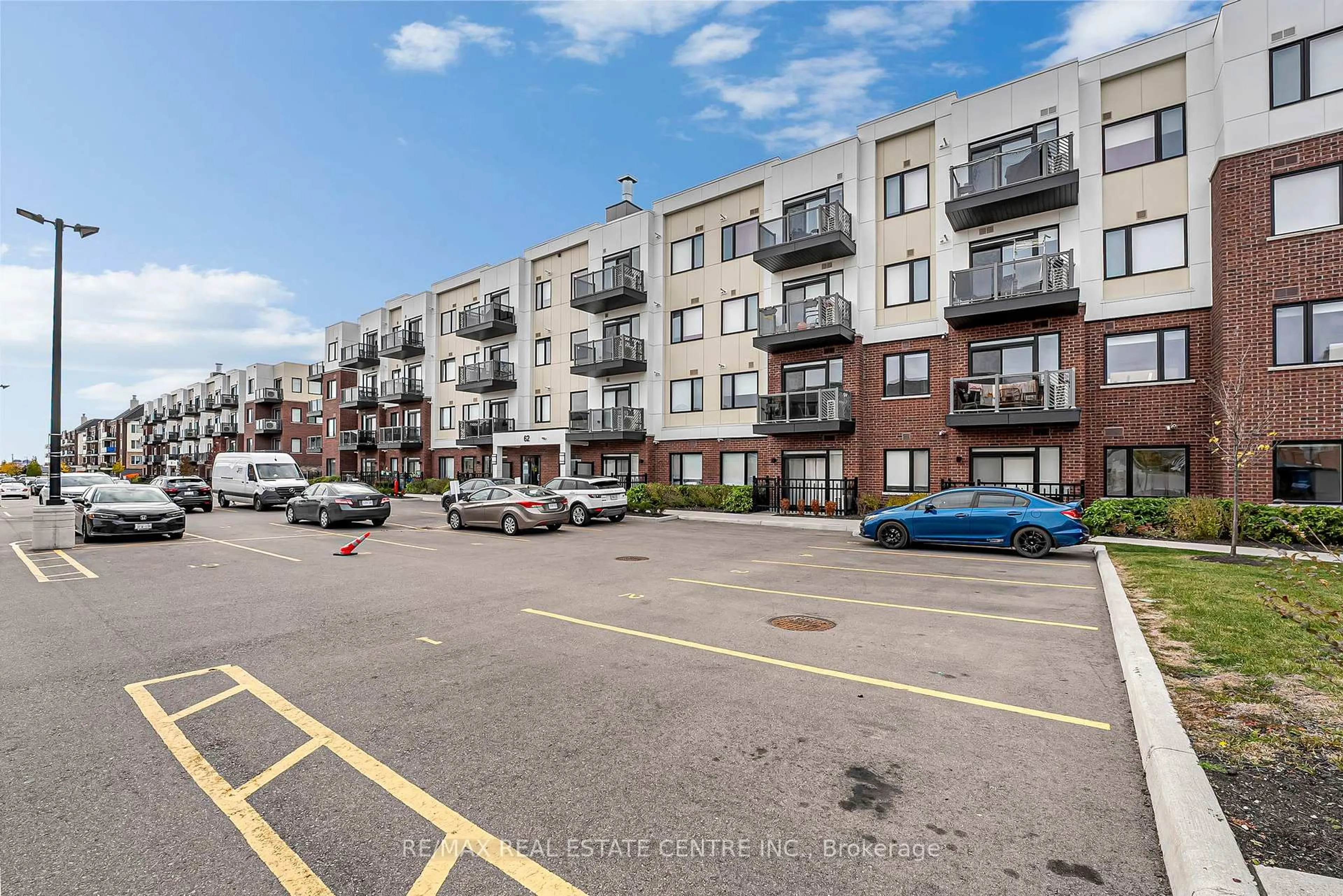 A pic from outside/outdoor area/front of a property/back of a property/a pic from drone, street for 62 Sky Harbour Dr #407, Brampton Ontario L6Y 6J2