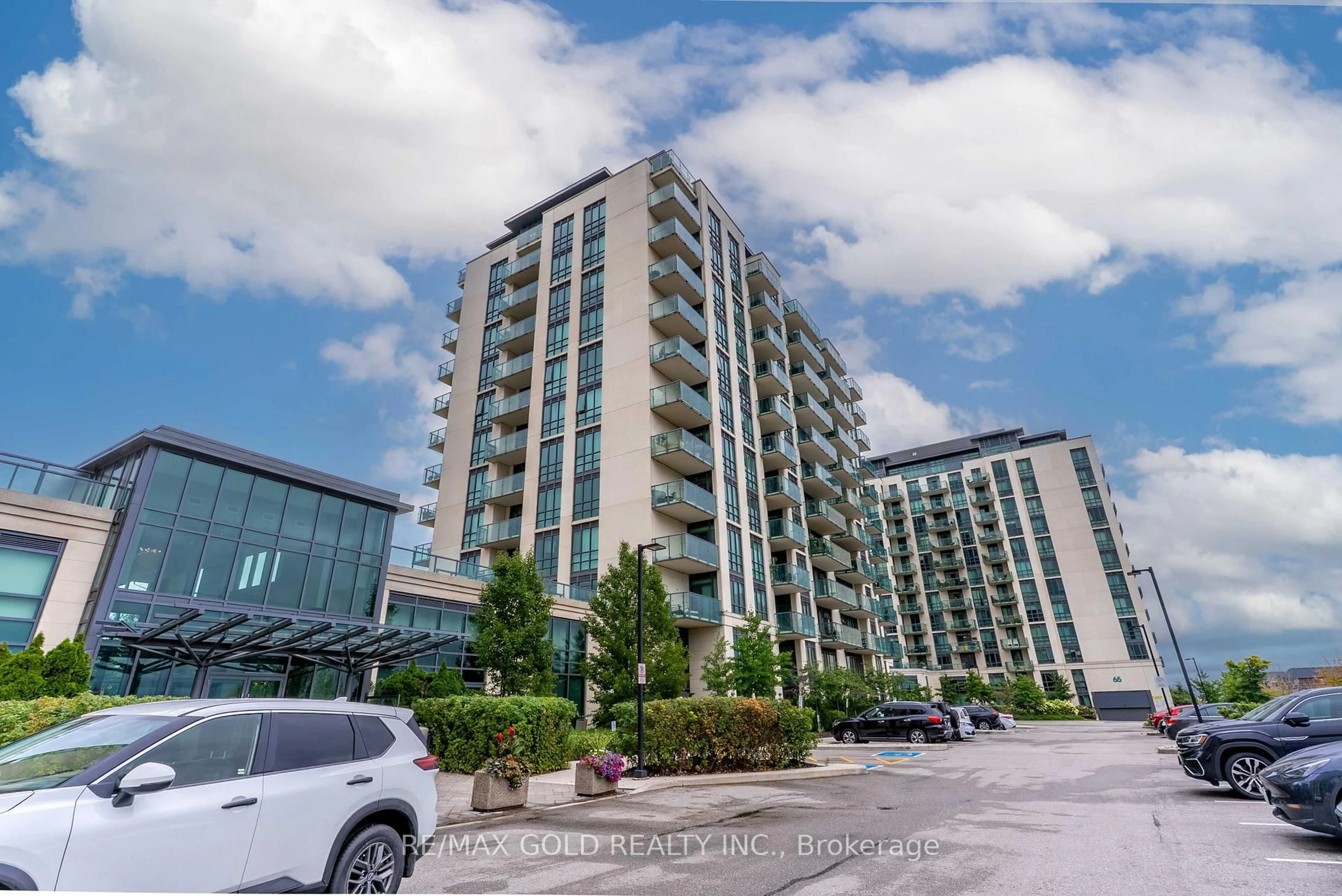 A pic from outside/outdoor area/front of a property/back of a property/a pic from drone, unknown for 55 Yorkland Blvd #503, Brampton Ontario L6P 4K9