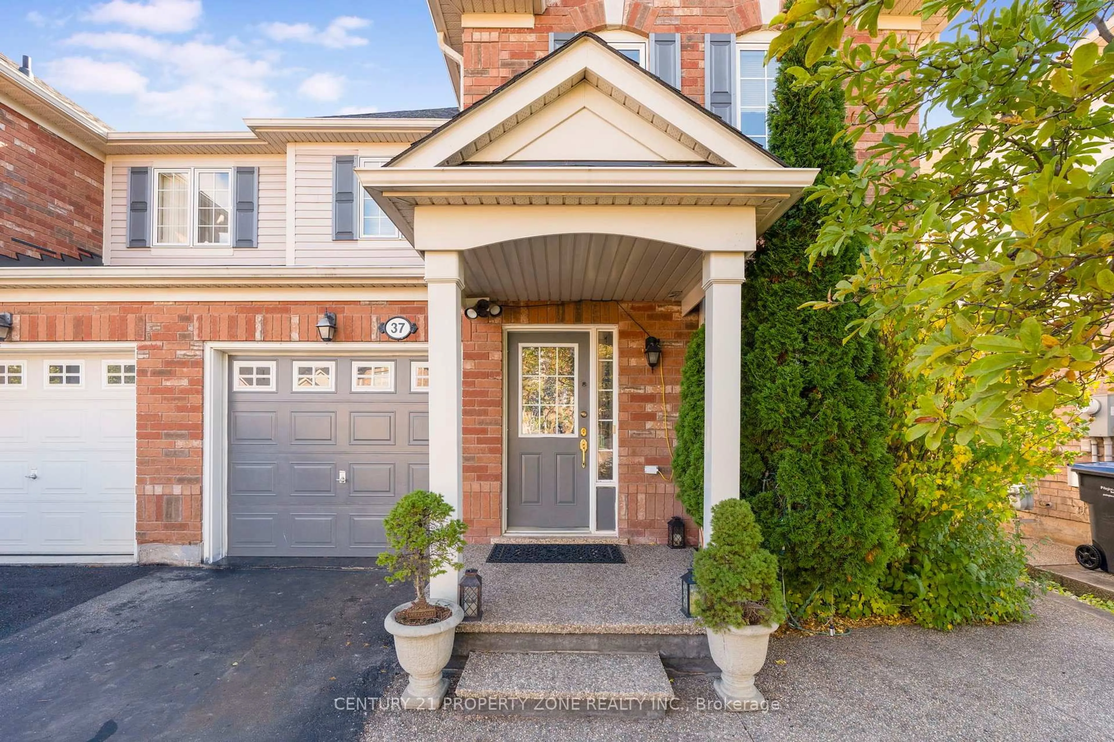Home with brick exterior material, street for 37 Clyde Rd, Brampton Ontario L6X 0M6