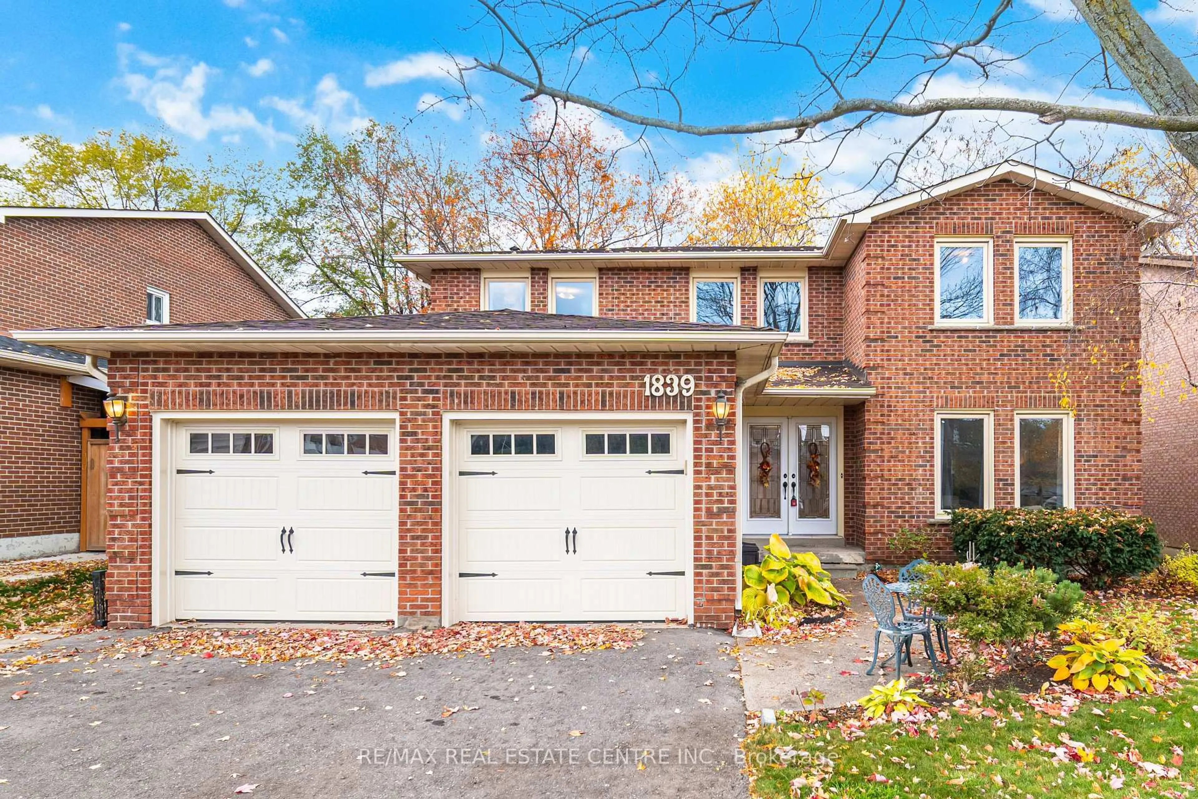 Home with brick exterior material, street for 1839 Audubon Blvd, Mississauga Ontario L4W 3X4