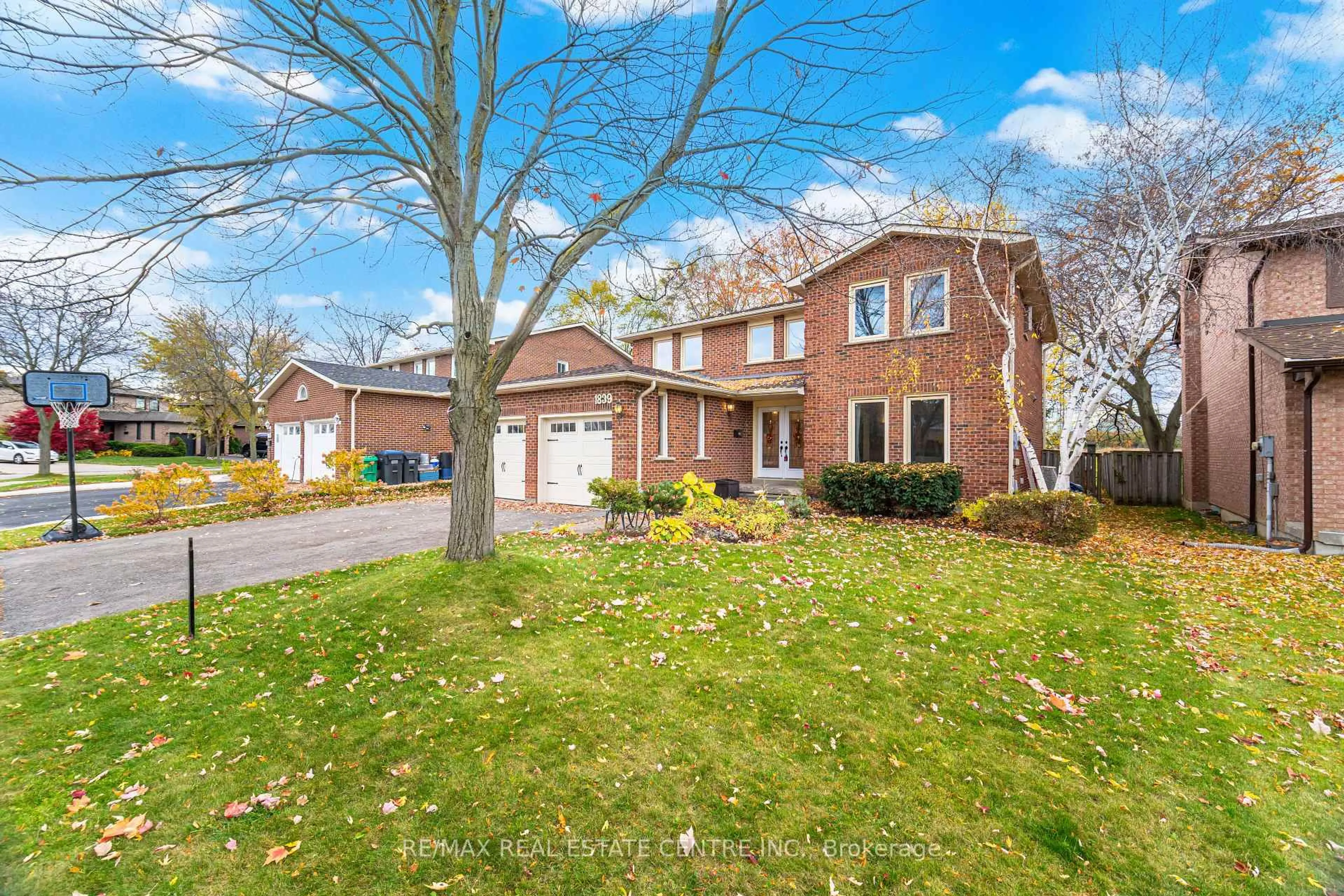 Home with brick exterior material, street for 1839 Audubon Blvd, Mississauga Ontario L4W 3X4