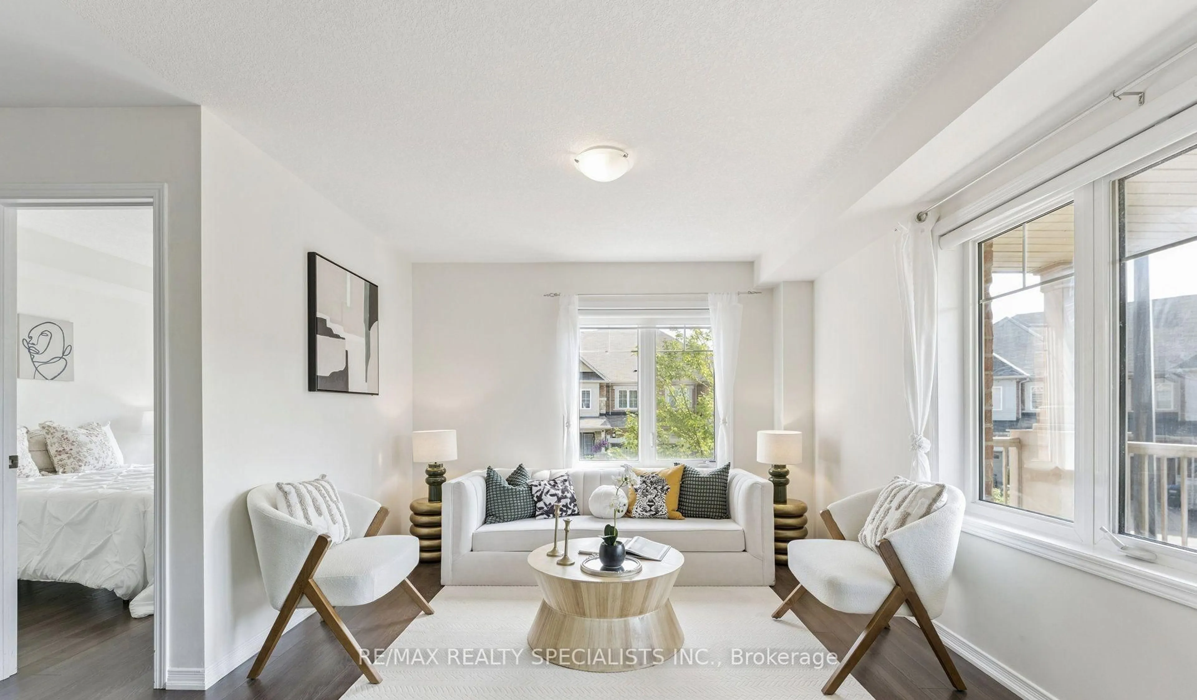 Living room with furniture, unknown for 49 Golden Springs Dr, Brampton Ontario L7A 0C7