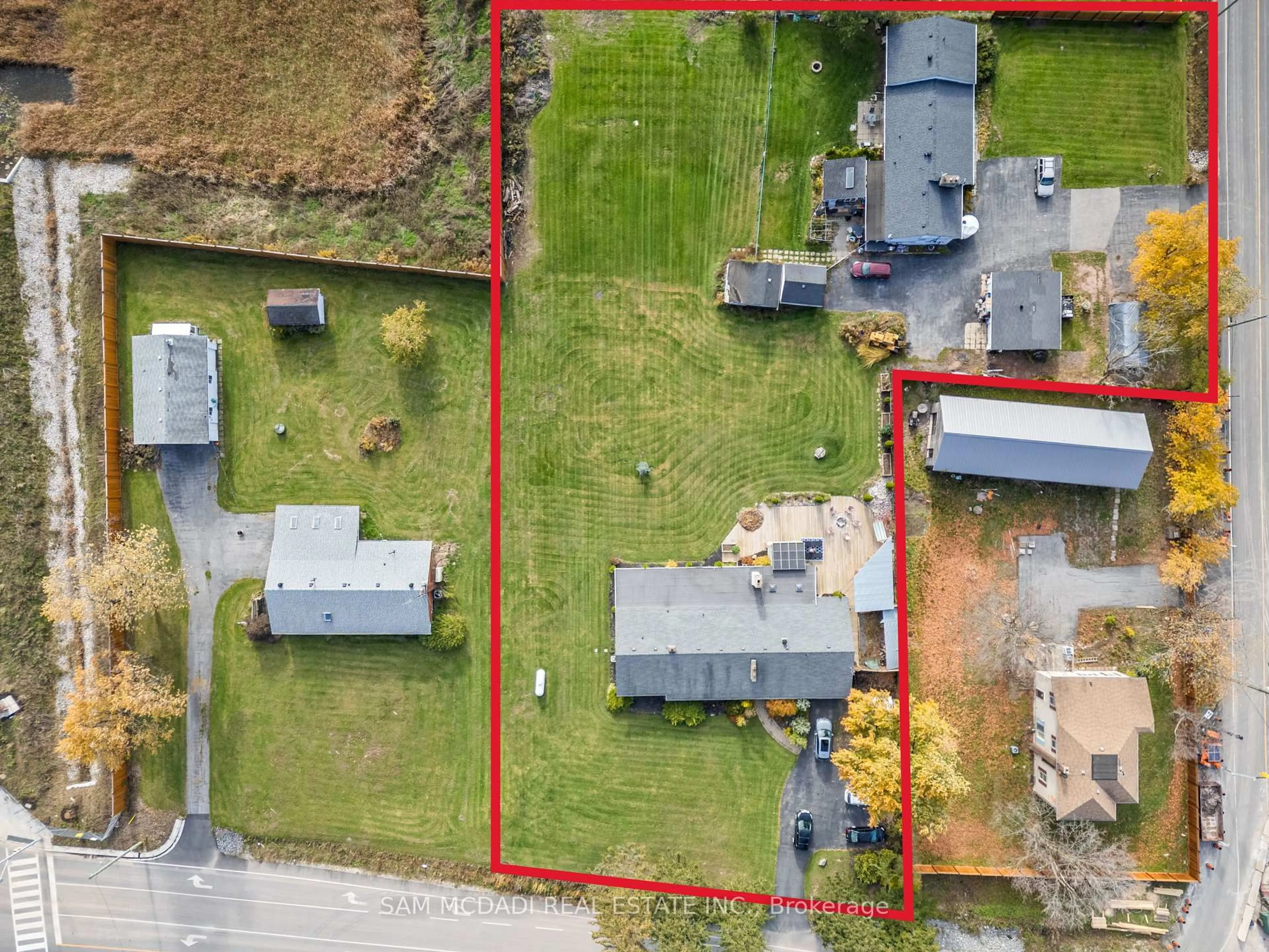 A pic from outside/outdoor area/front of a property/back of a property/a pic from drone, street for 5784 & 9920 Fourth Line & Britannia Rd, Milton Ontario L9T 2X8