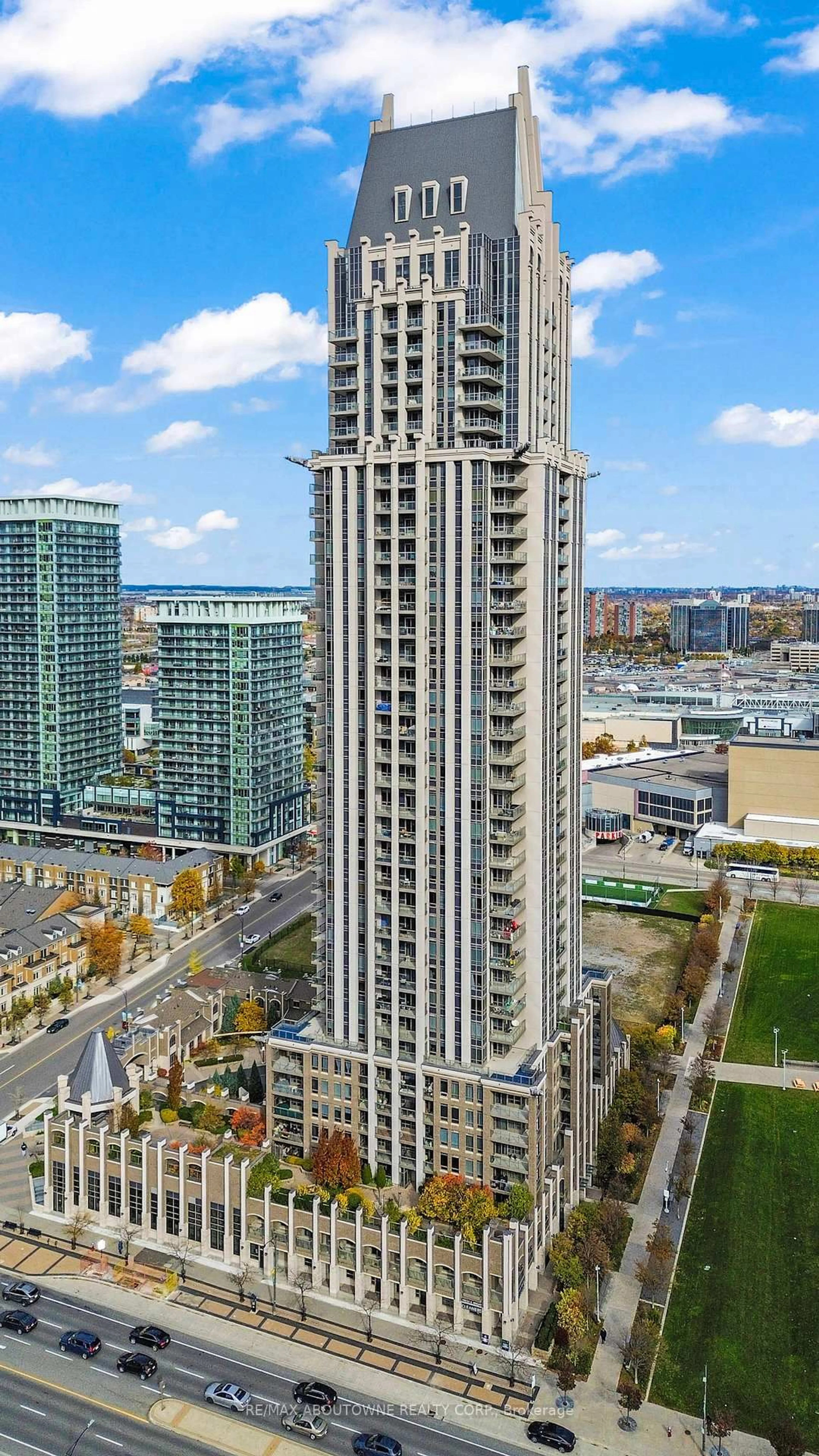 A pic from outside/outdoor area/front of a property/back of a property/a pic from drone, city buildings view from balcony for 388 Prince of Wales Dr #1609, Mississauga Ontario L5B 0A1