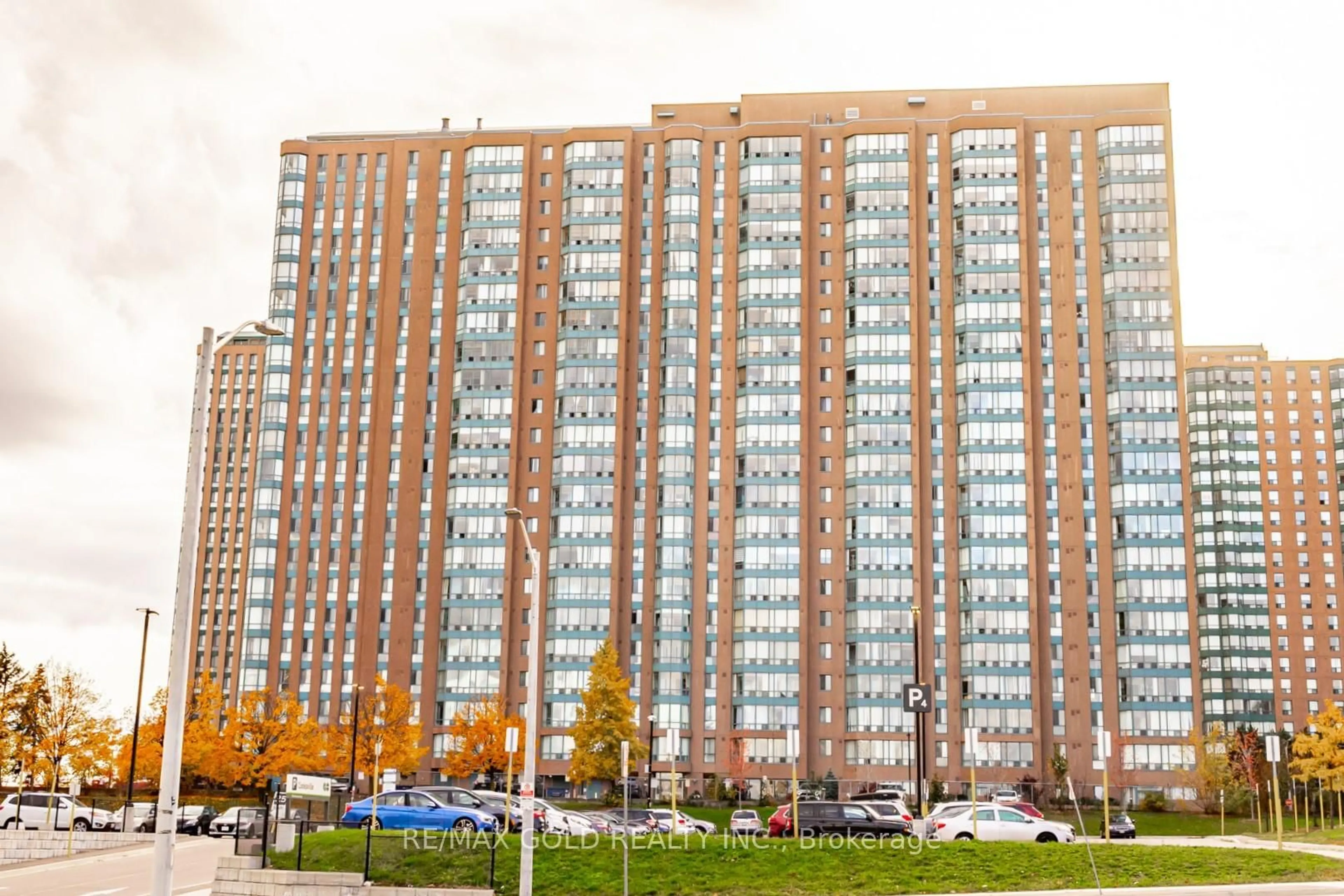 Unknown for 115 Hillcrest Ave #2009, Mississauga Ontario L5B 3Y9