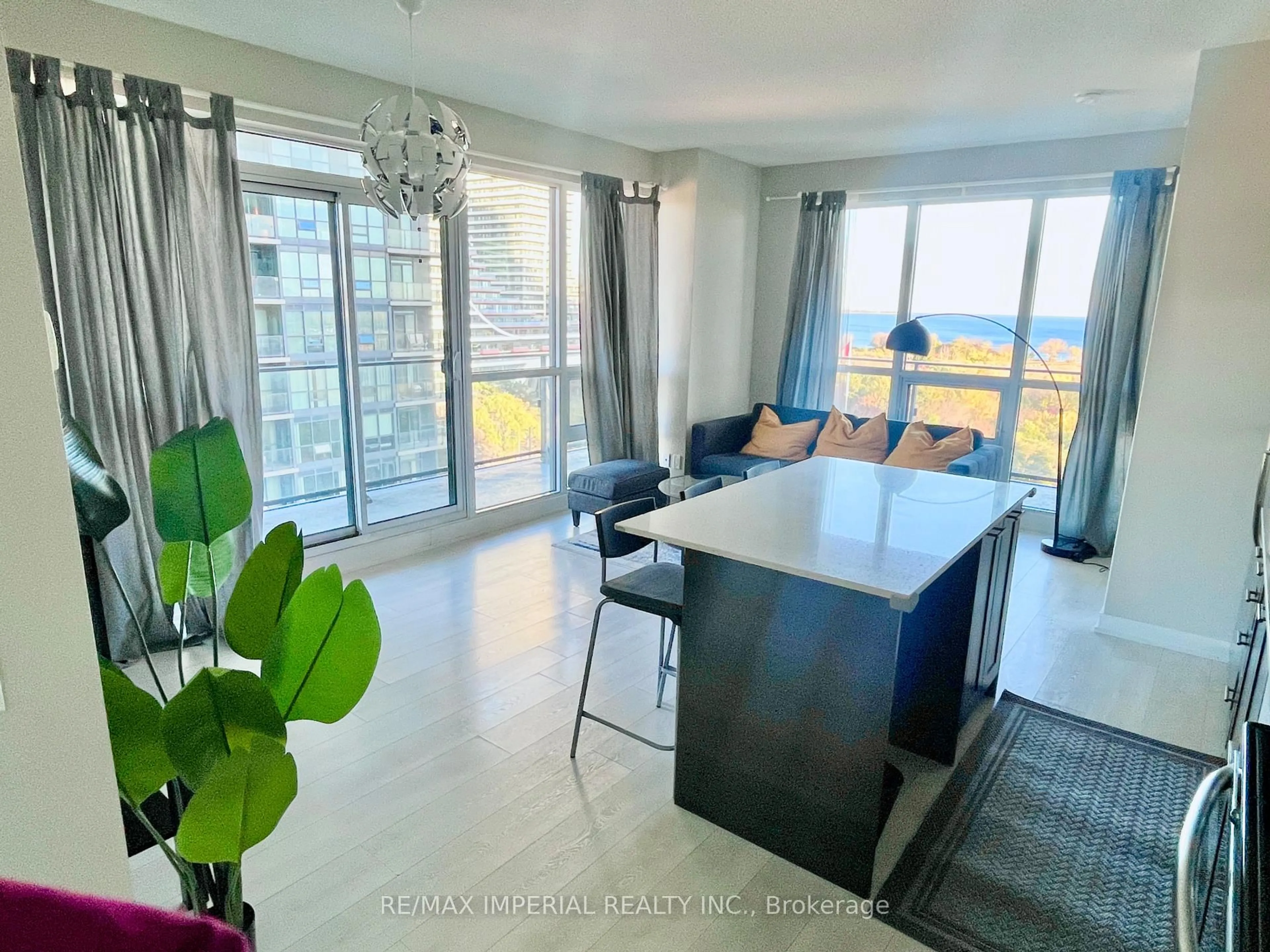 A pic of a room for 2212 Lake Shore Blvd #1201, Toronto Ontario M8V 0C2