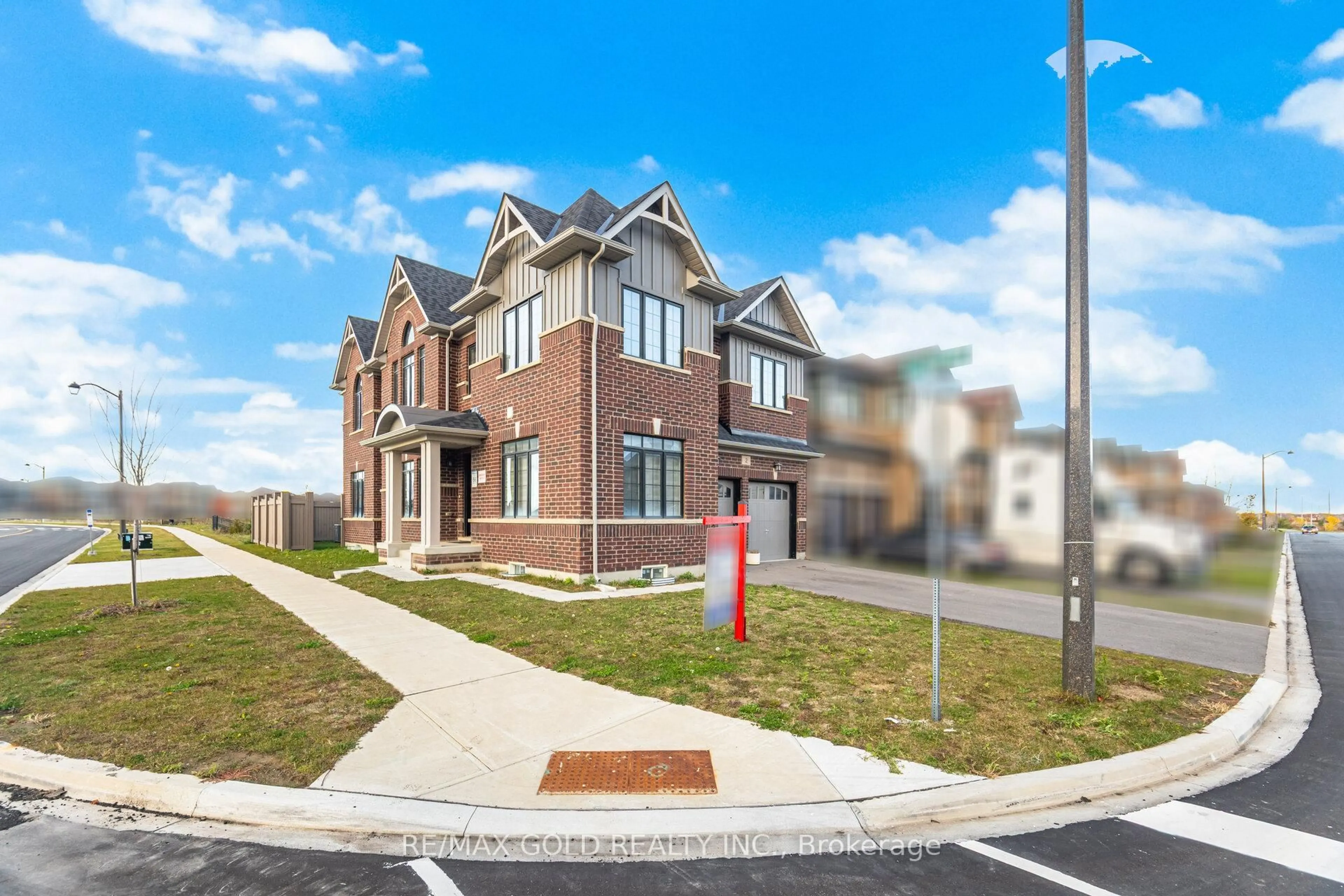 Home with brick exterior material, street for 2 Madawaska Rd, Caledon Ontario L7C 4J8