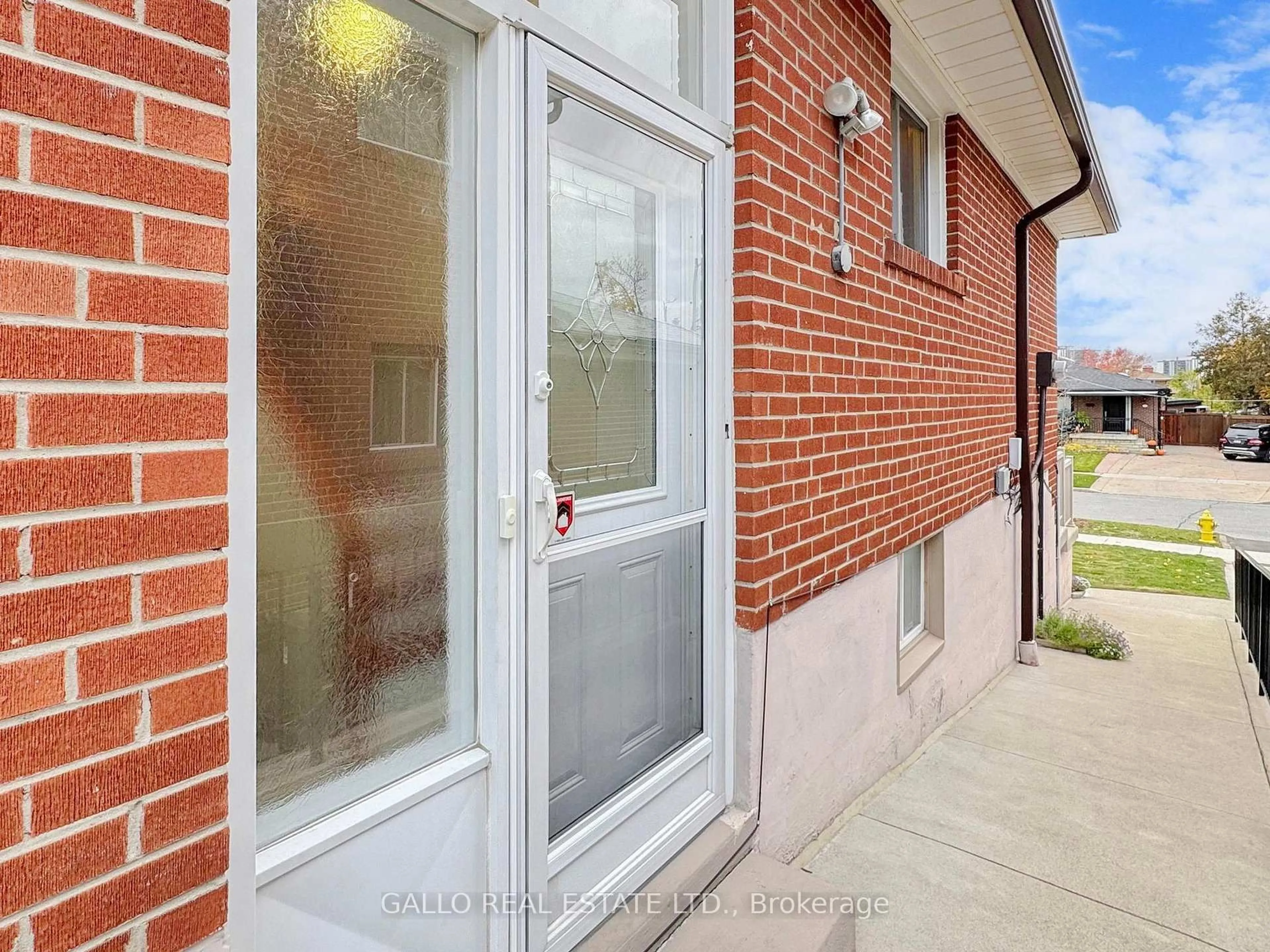 Unknown for 41 Riverton Dr, Toronto Ontario M9L 2N8