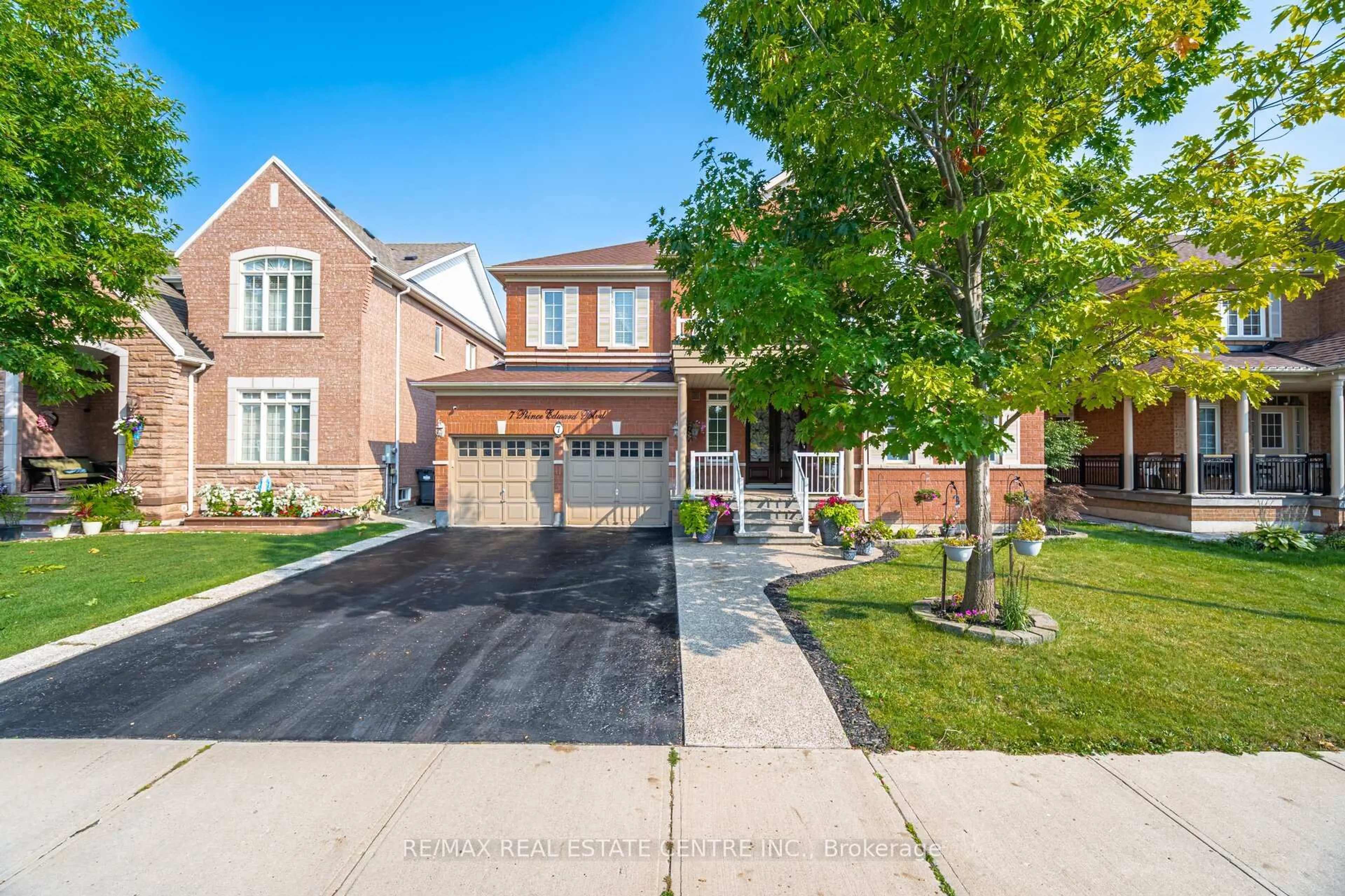 Home with brick exterior material, street for 7 Prince Edward Blvd, Brampton Ontario L6P 2E1