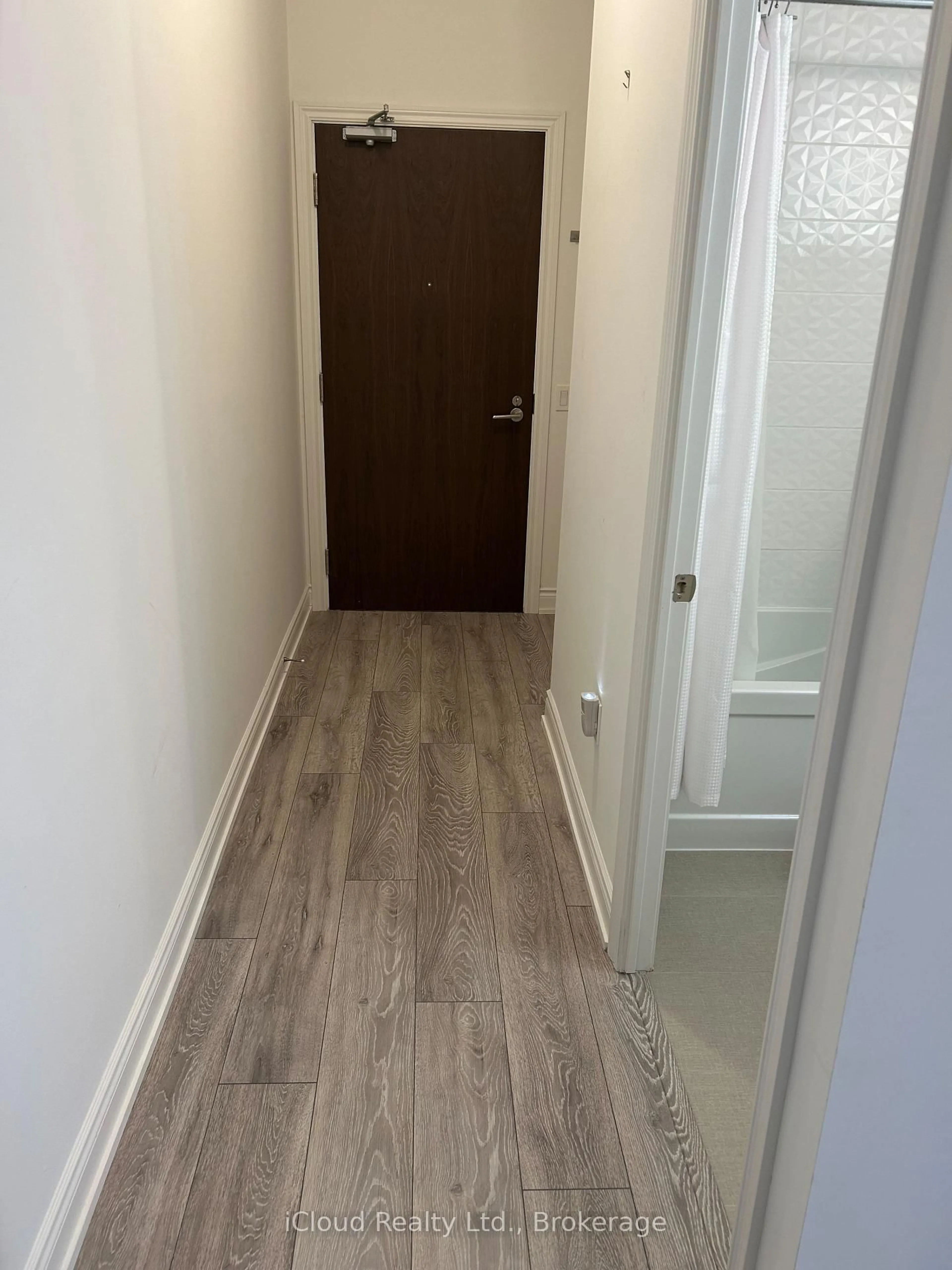 A pic of a room for 1050 Main St #113, Milton Ontario L9T 6H7