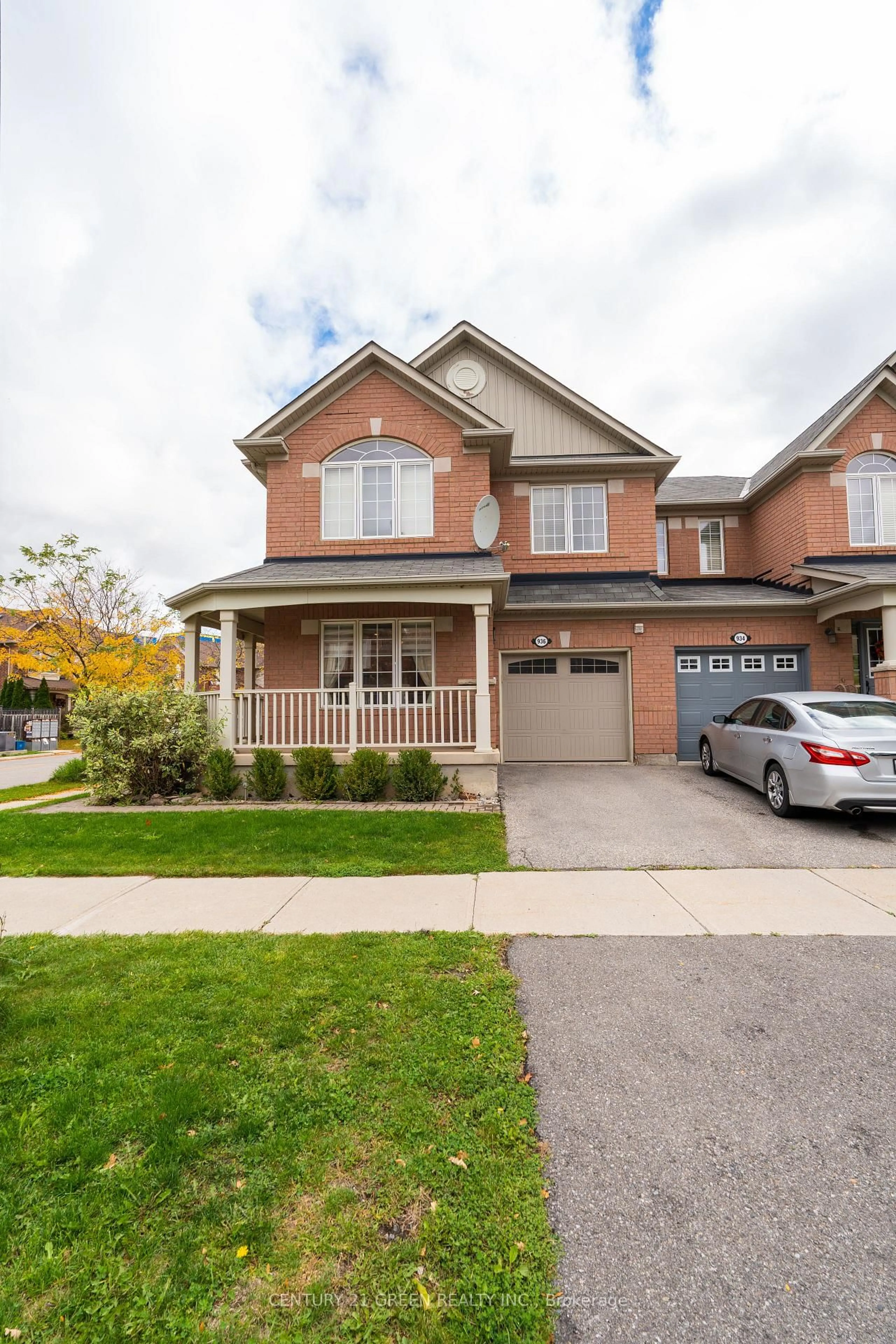 Home with brick exterior material, street for 936 Hepburn Rd, Milton Ontario L9T 0L6