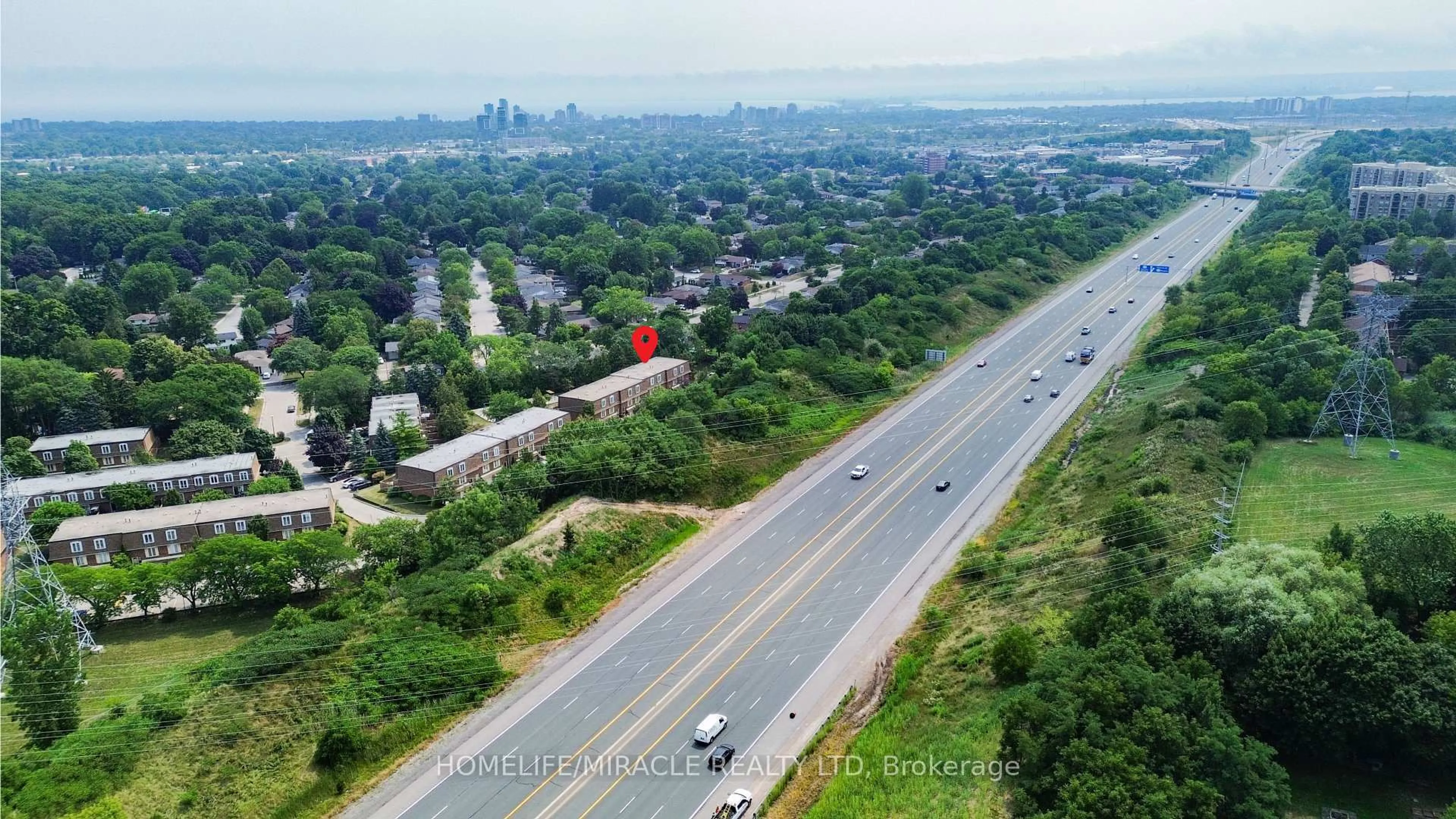 Blurry image for 1548 Westminster Pl, Burlington Ontario L7P 2B5