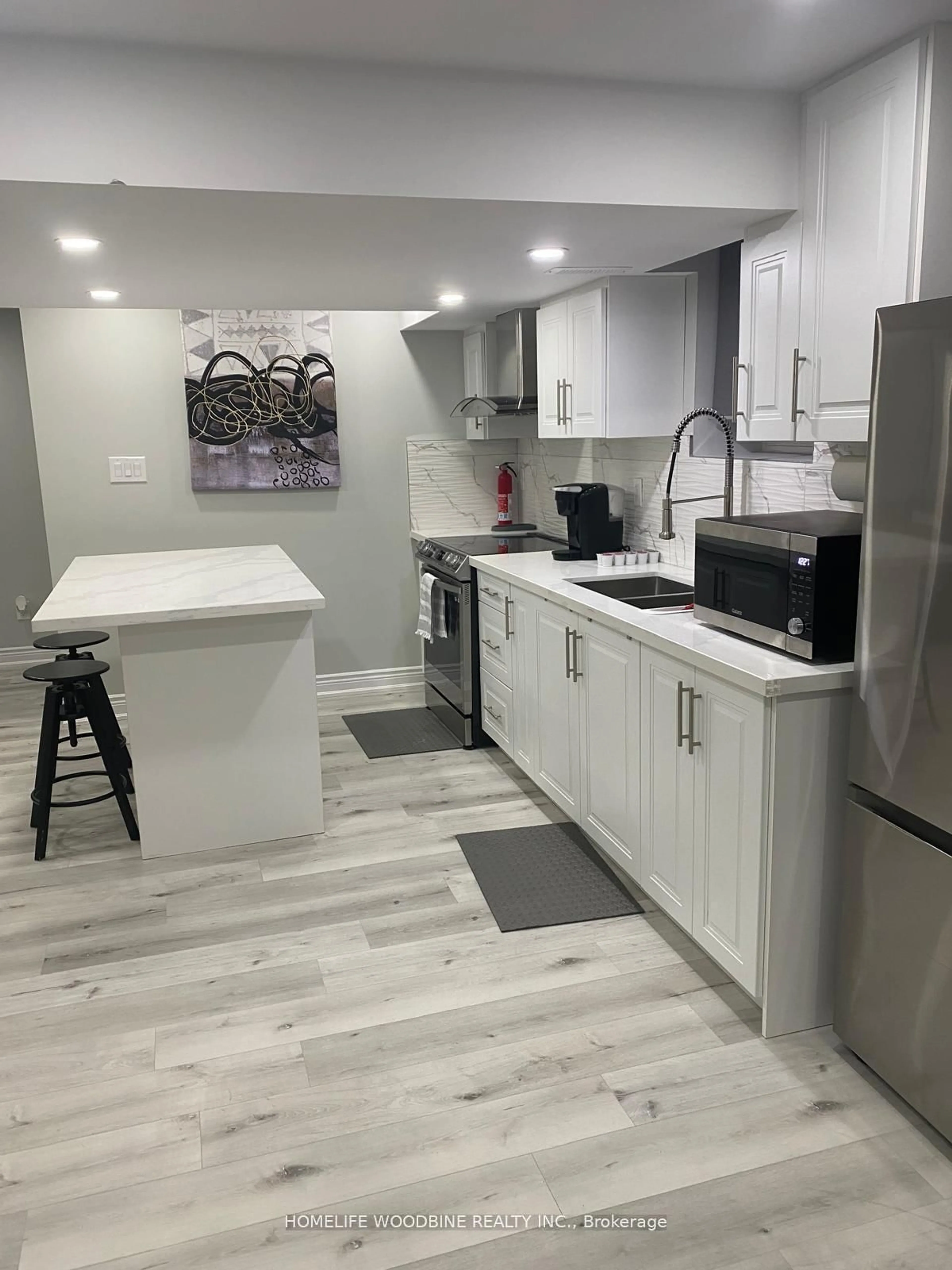 Open concept kitchen, unknown for 11 Darren Rd, Brampton Ontario L6P 1Z6