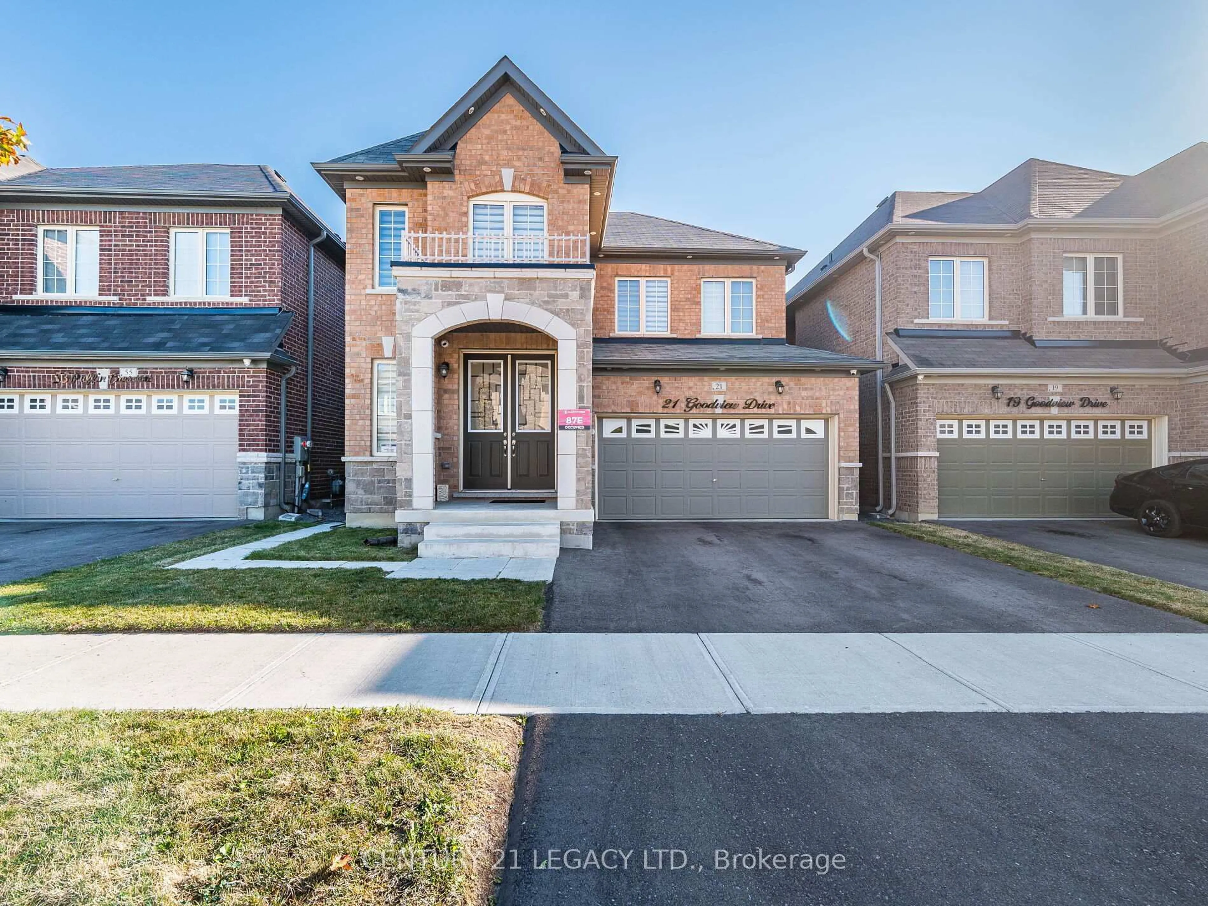 Home with brick exterior material, street for 21 Goodview Dr, Brampton Ontario L6R 4C3