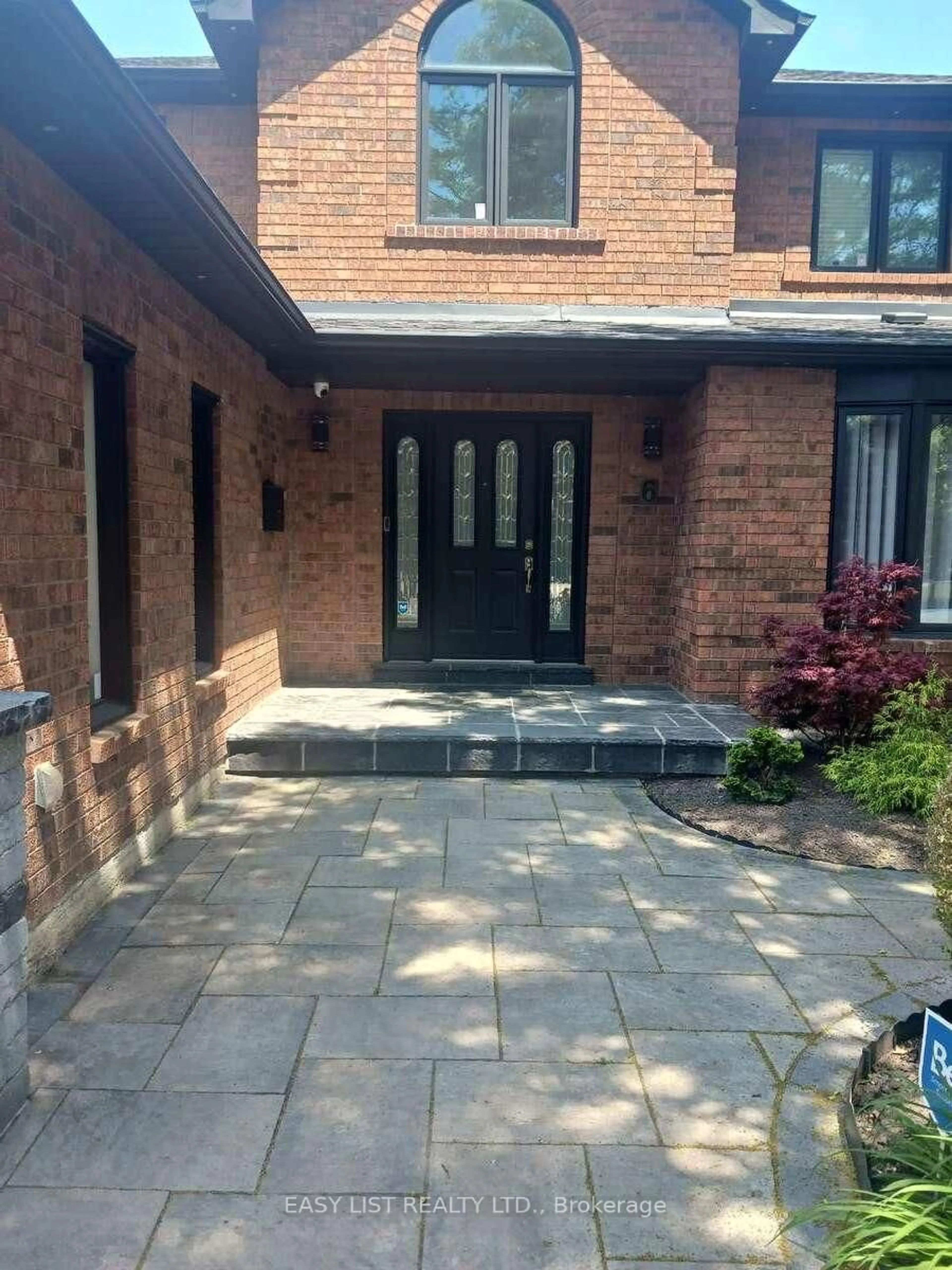 Unknown for 6 Mcarthur Hts, Brampton Ontario L6Z 3N3