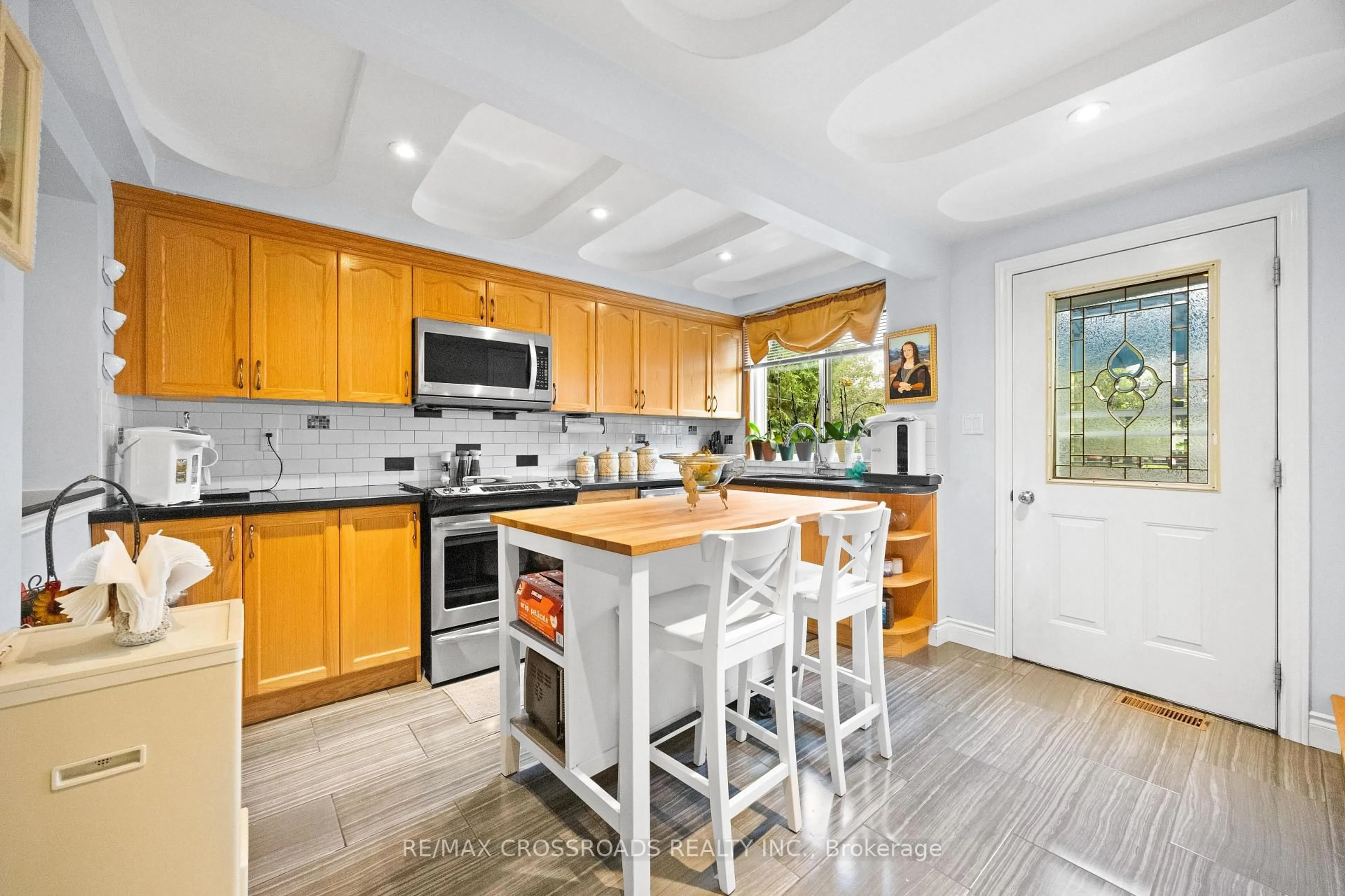 Open concept kitchen, ceramic/tile floor for 13 Homeview Ave, Toronto Ontario M6N 1S9