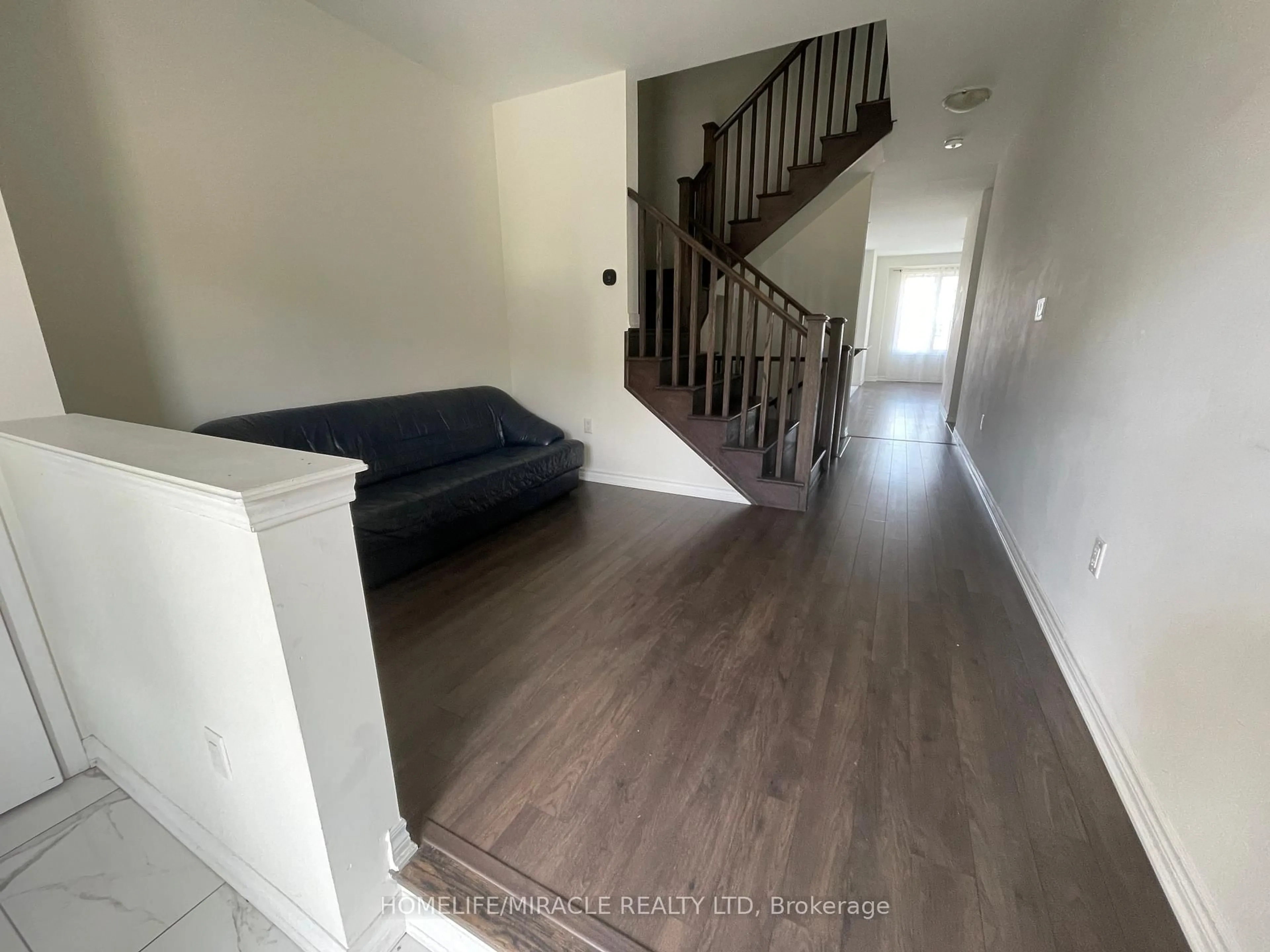 A pic of a room for 56 Circus Cres, Brampton Ontario L7A 5E3