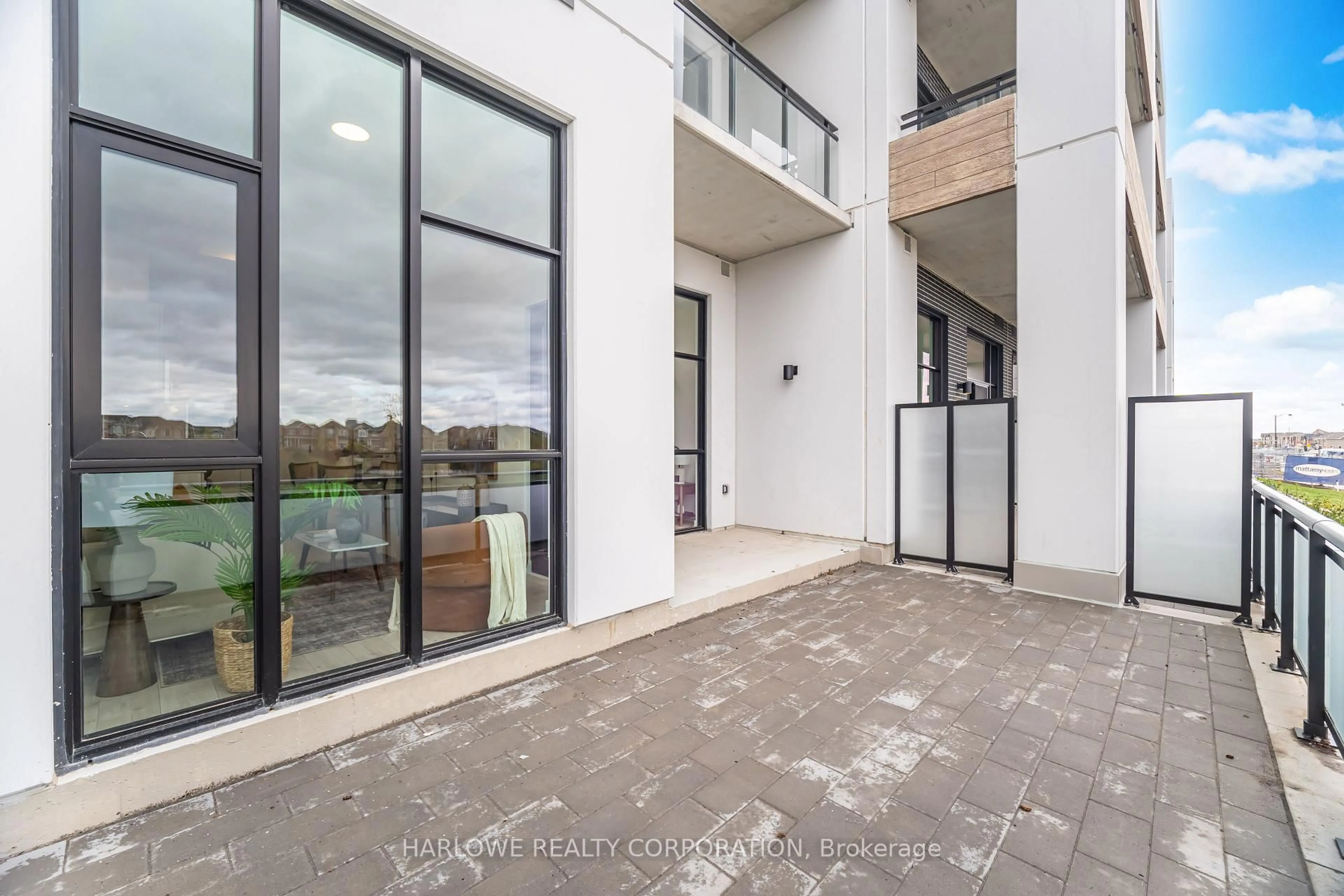 Unknown for 720 Whitlock Ave #112, Milton Ontario L9E 2B5