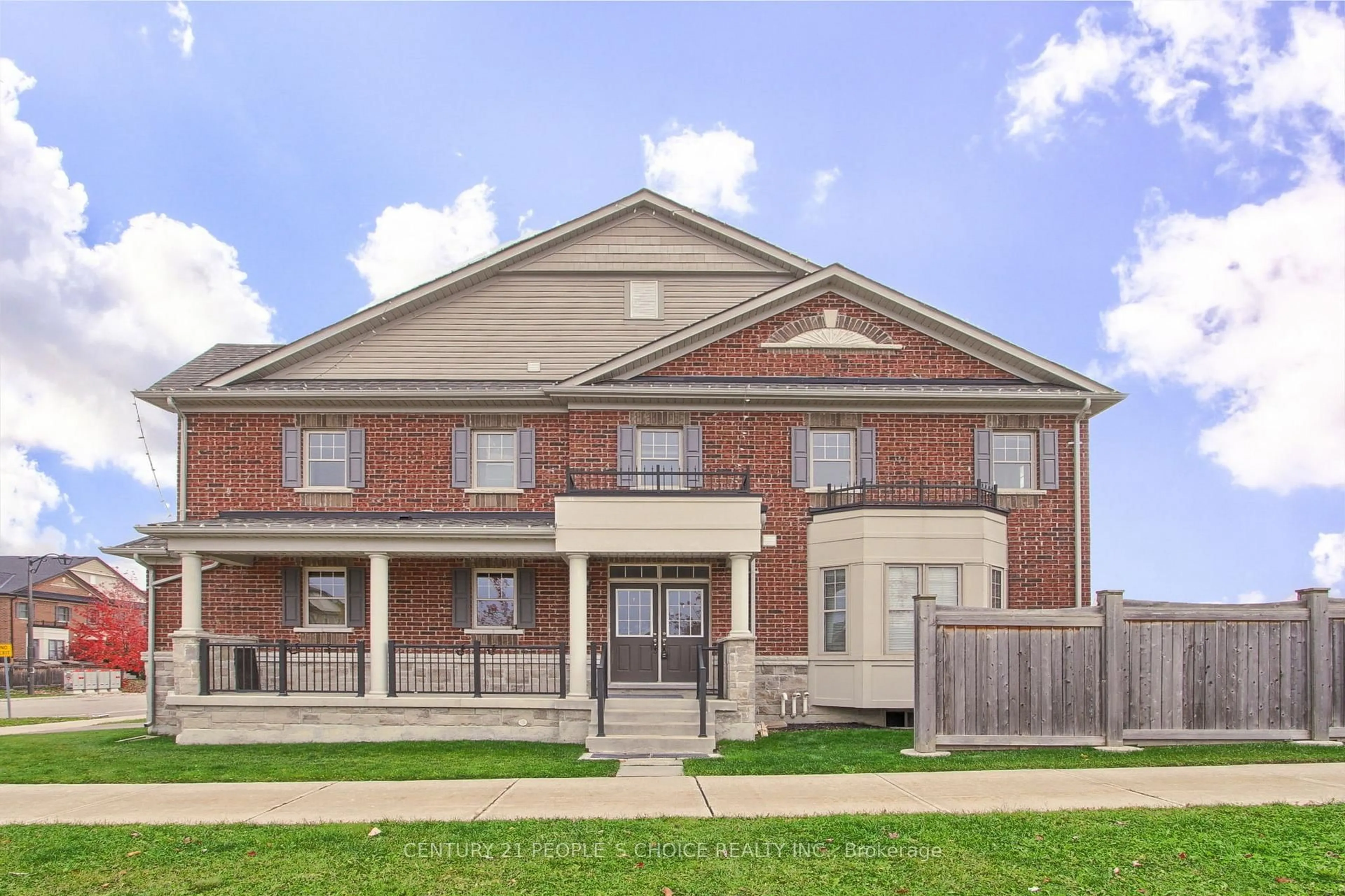 Home with brick exterior material, building for 102 Morra Ave, Caledon Ontario L0J 1C0