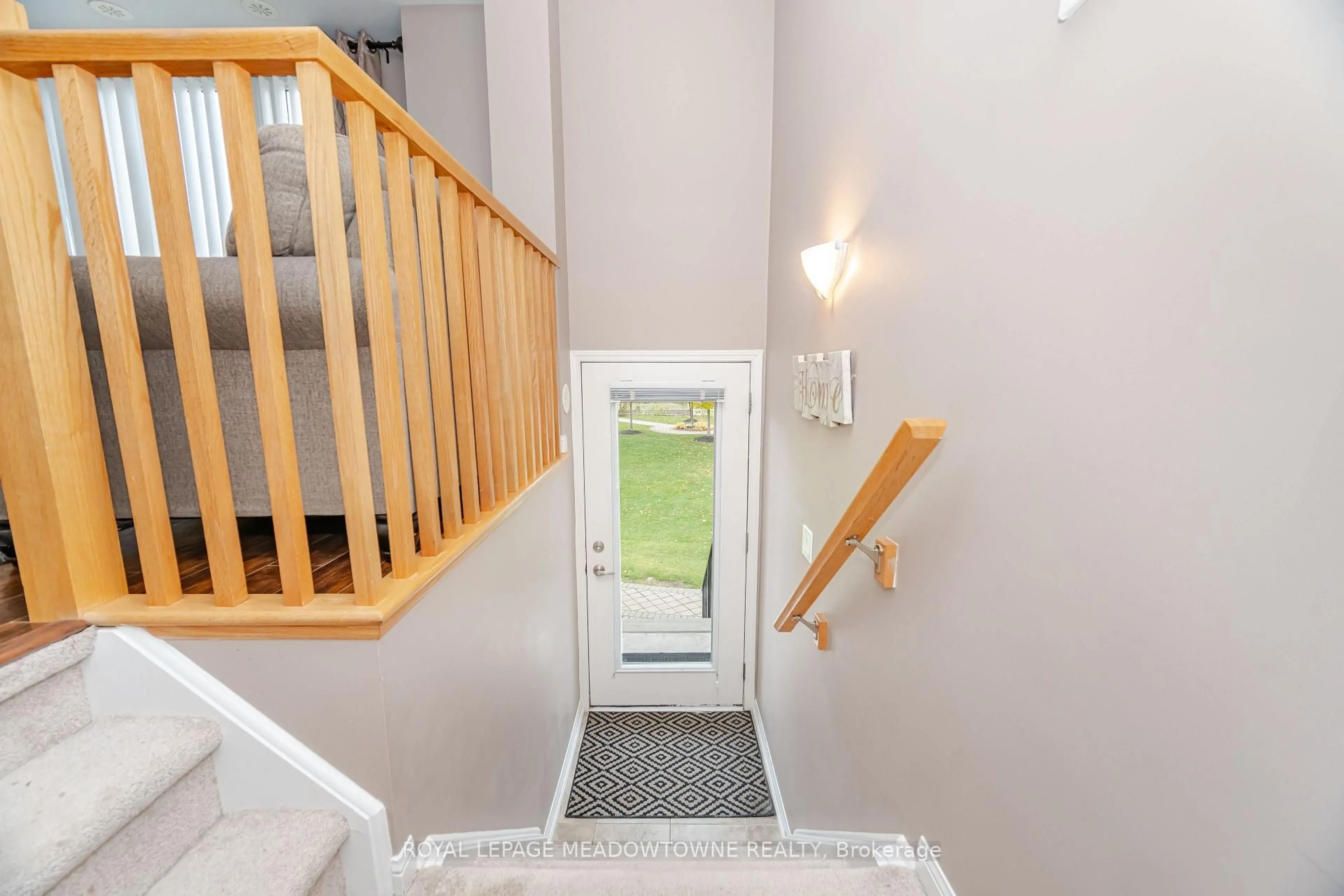 Unknown for 3115 Boxford Cres #1, Mississauga Ontario L5M 0X1