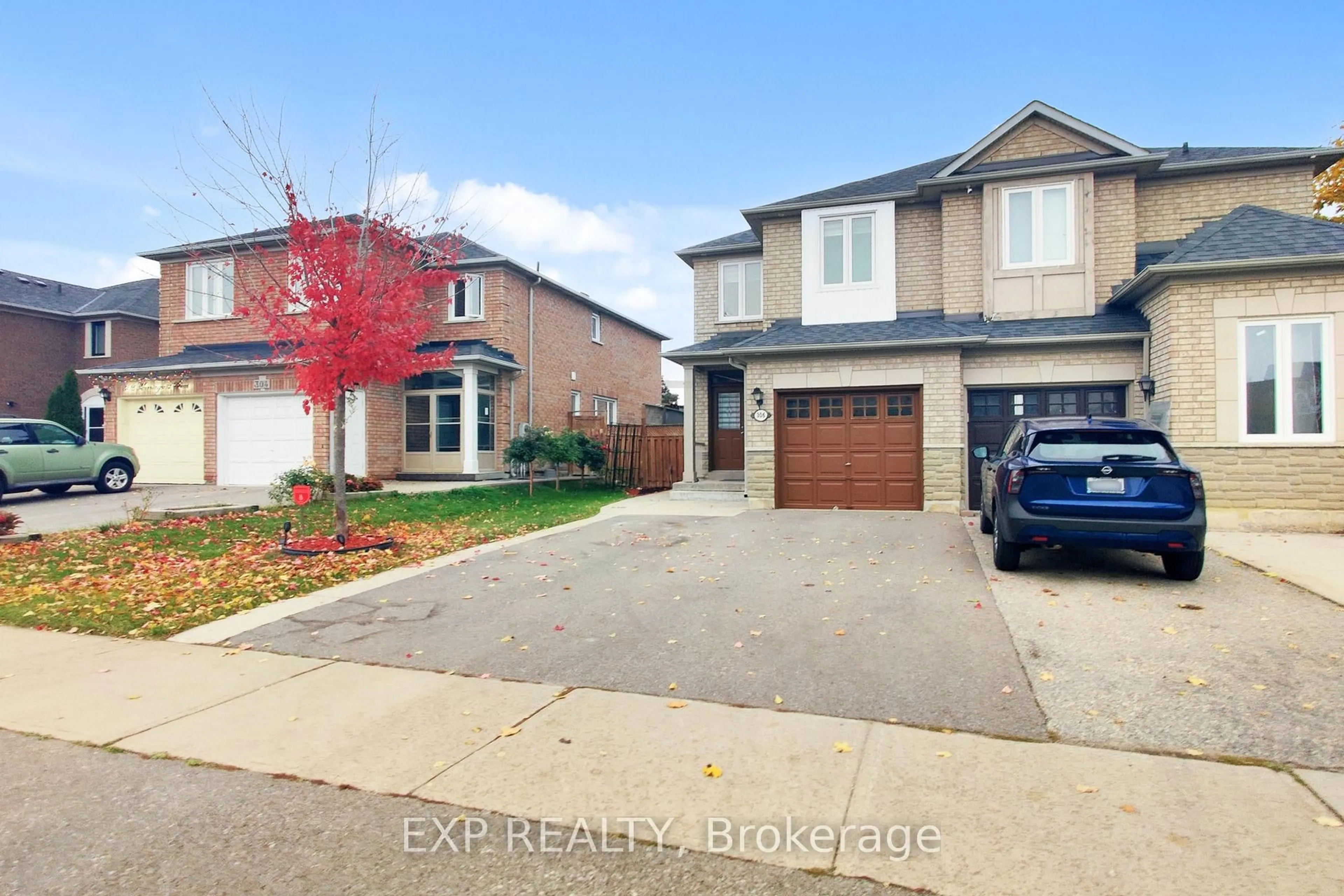 A pic from outside/outdoor area/front of a property/back of a property/a pic from drone, street for 306 Morningmist St, Brampton Ontario L6R 2B9