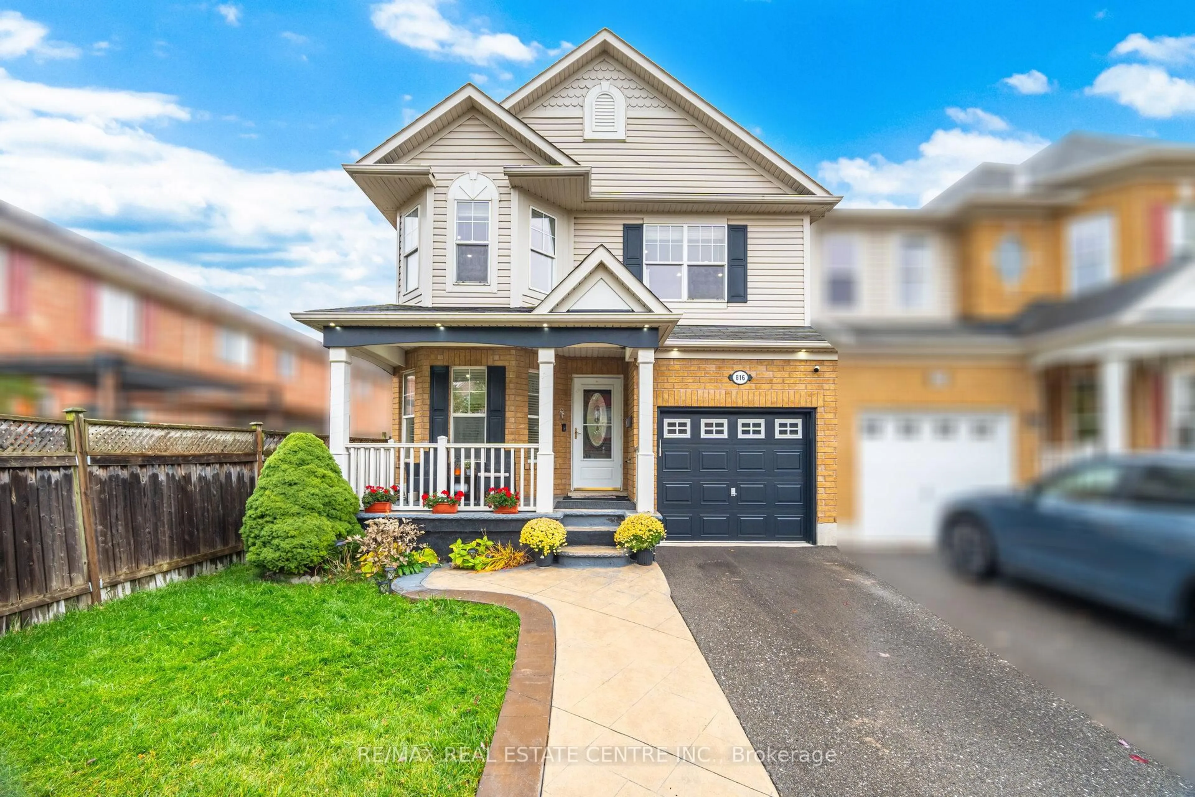 Home with brick exterior material, street for 816 Hepburn Rd, Milton Ontario L9T 0K6