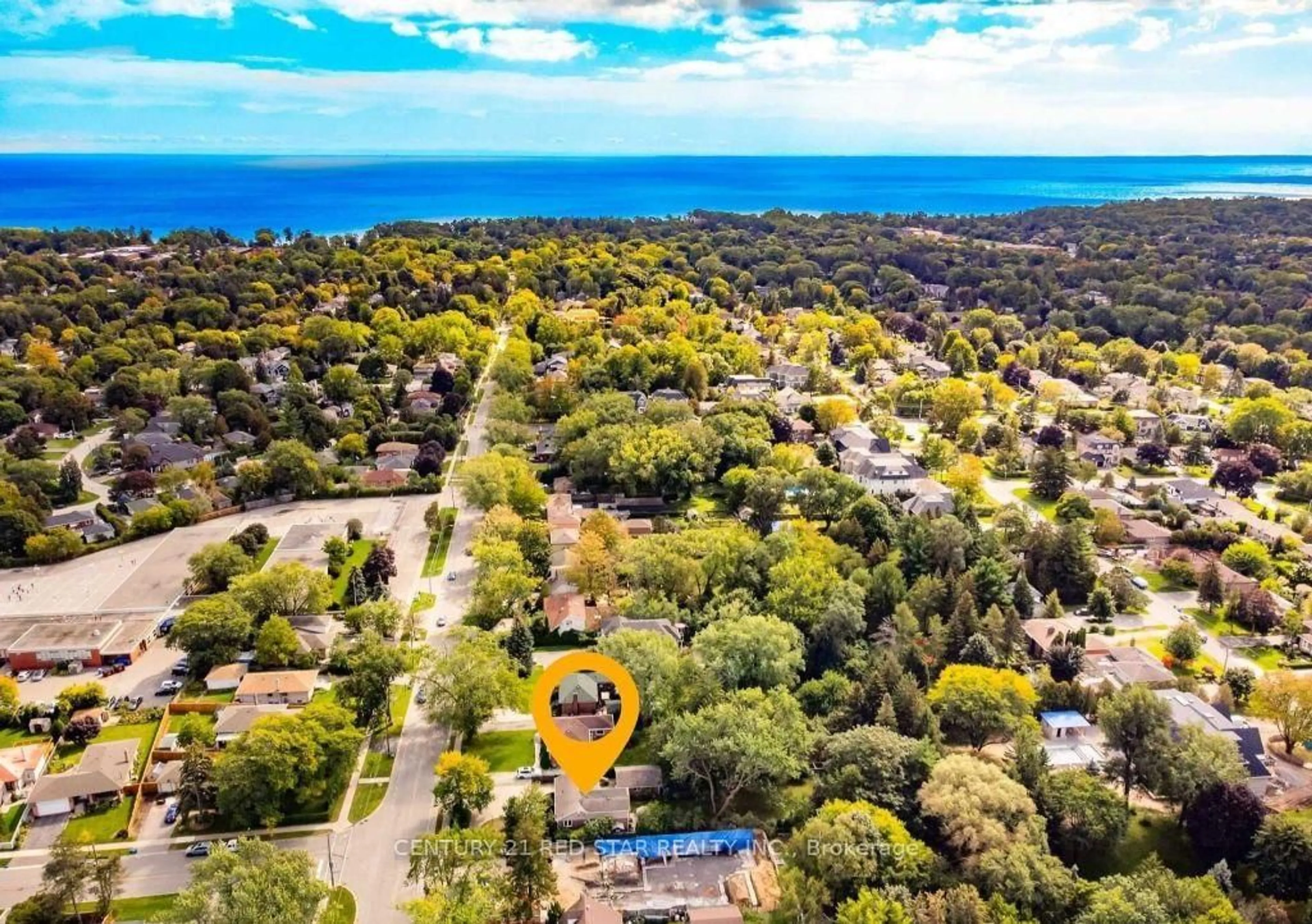 A pic from outside/outdoor area/front of a property/back of a property/a pic from drone, water/lake/river/ocean view for 550 Fourth Line, Oakville Ontario L6L 5A7