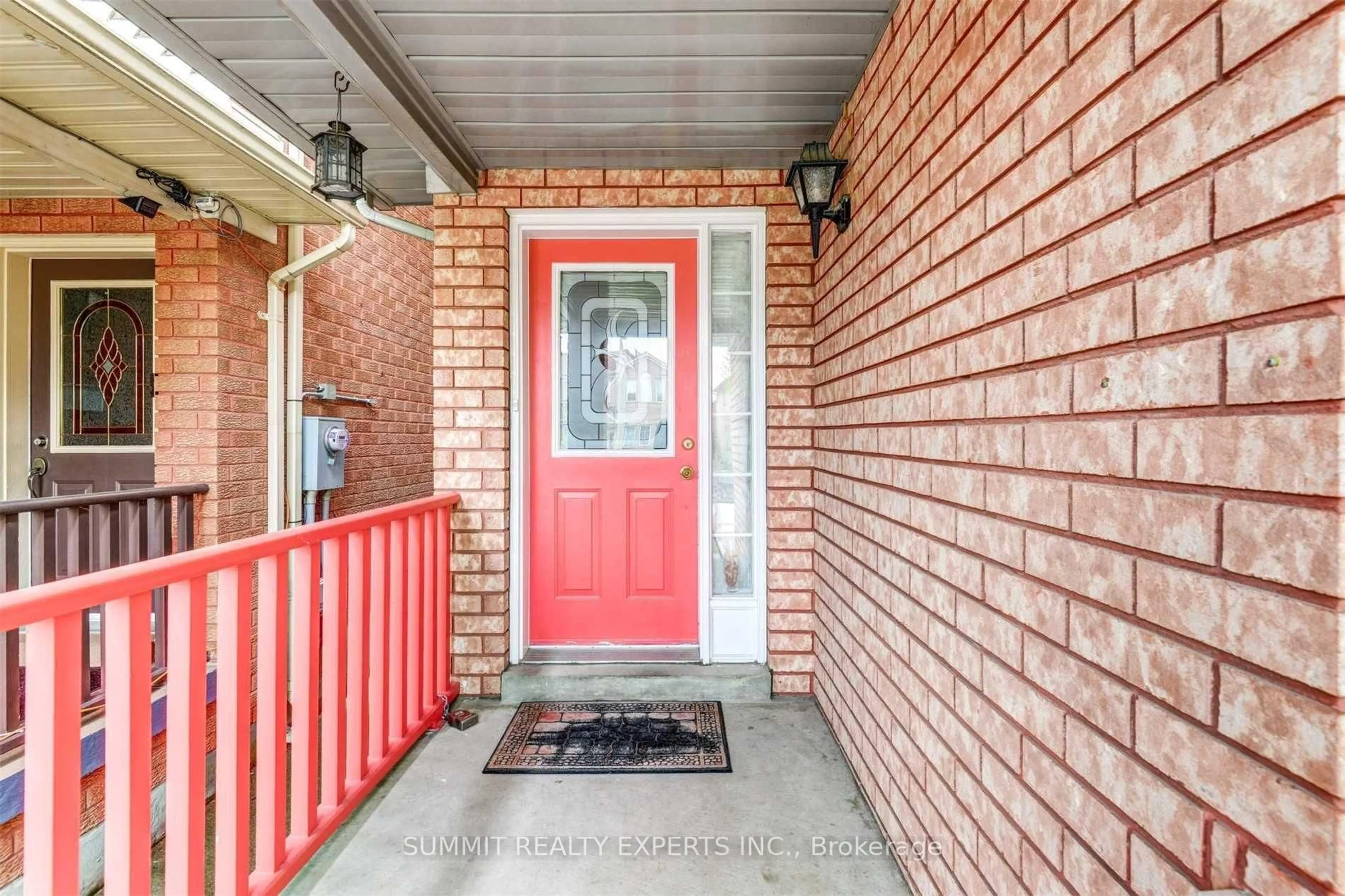 Indoor entryway for 26 Great Plains St, Brampton Ontario L6R 1Z5