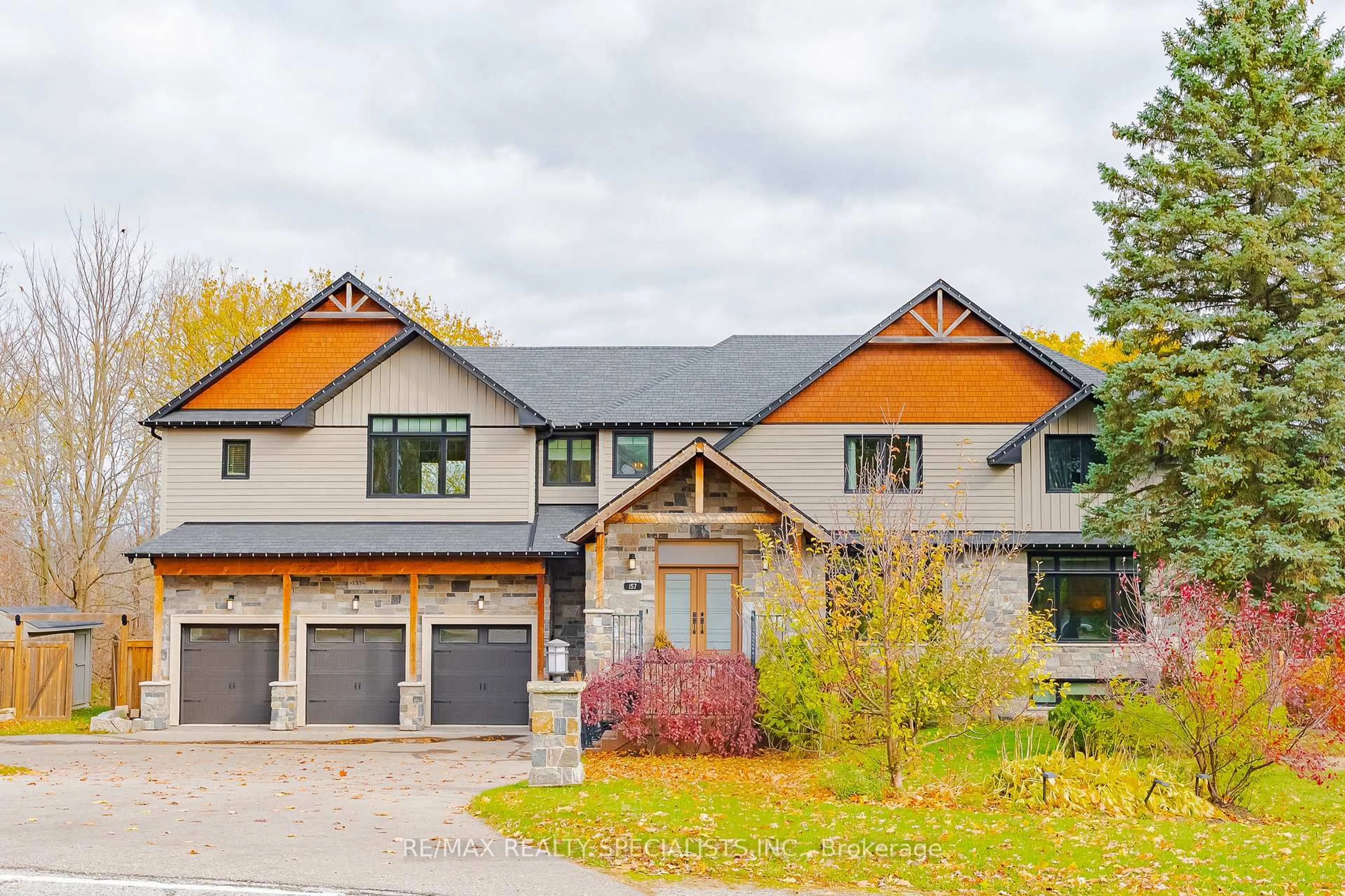 Home with brick exterior material, unknown for 157 Confederation St, Halton Hills Ontario L7G 4S8