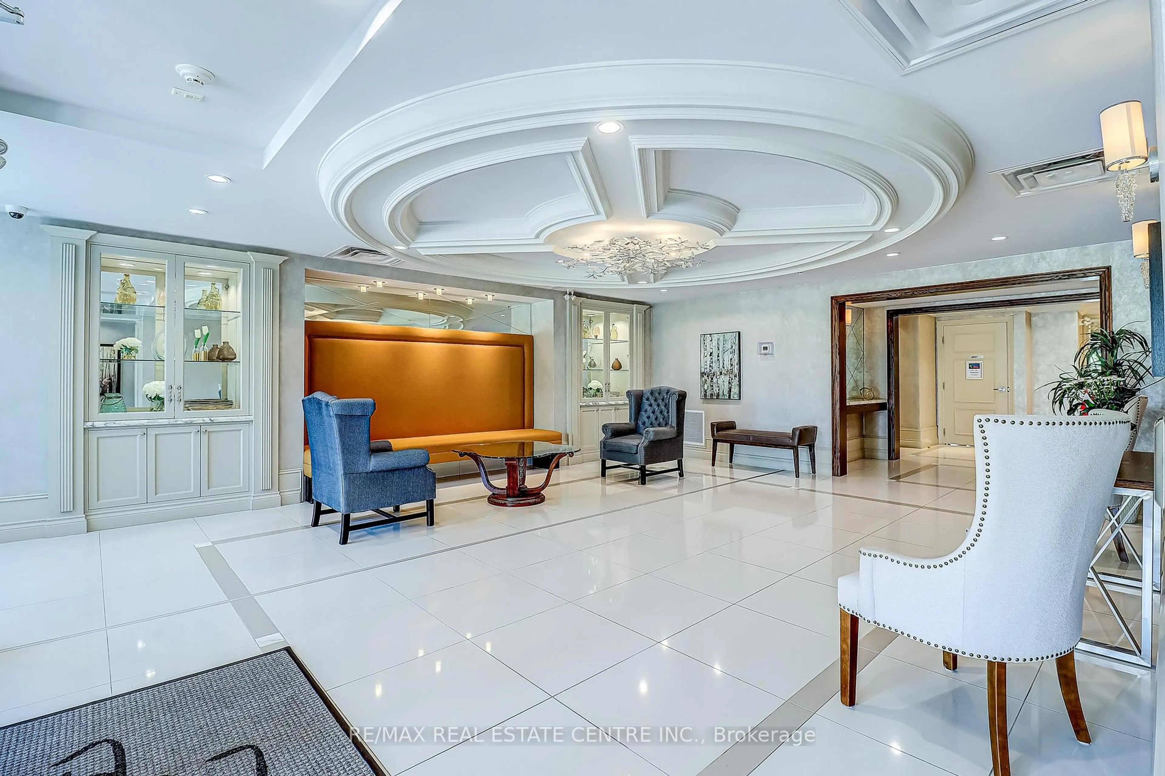 Lobby for 50 Via Rosedale Way #216, Brampton Ontario L6R 3Z7