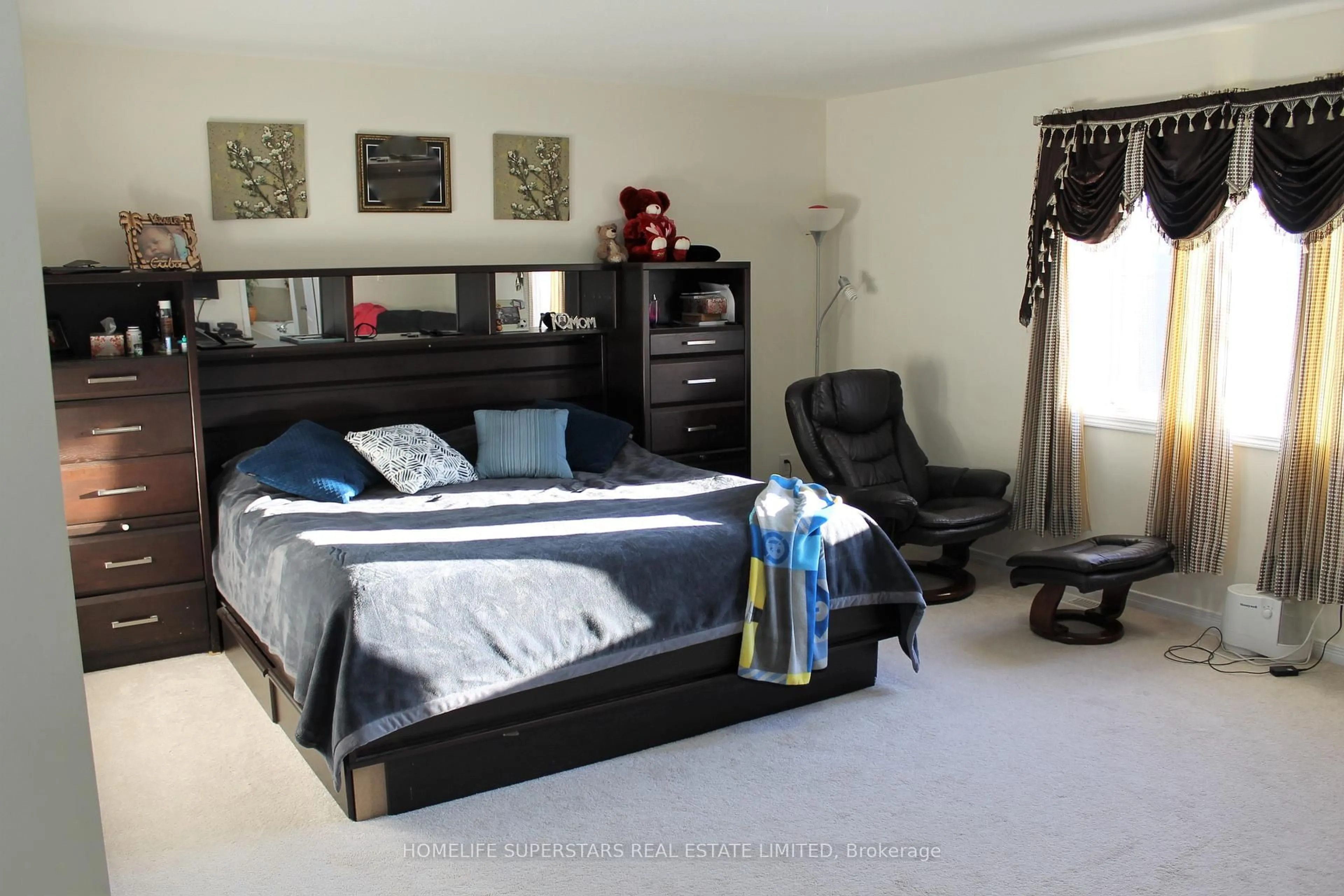 A pic of a room for 21 Iguana Tr, Brampton Ontario L7A 4N2