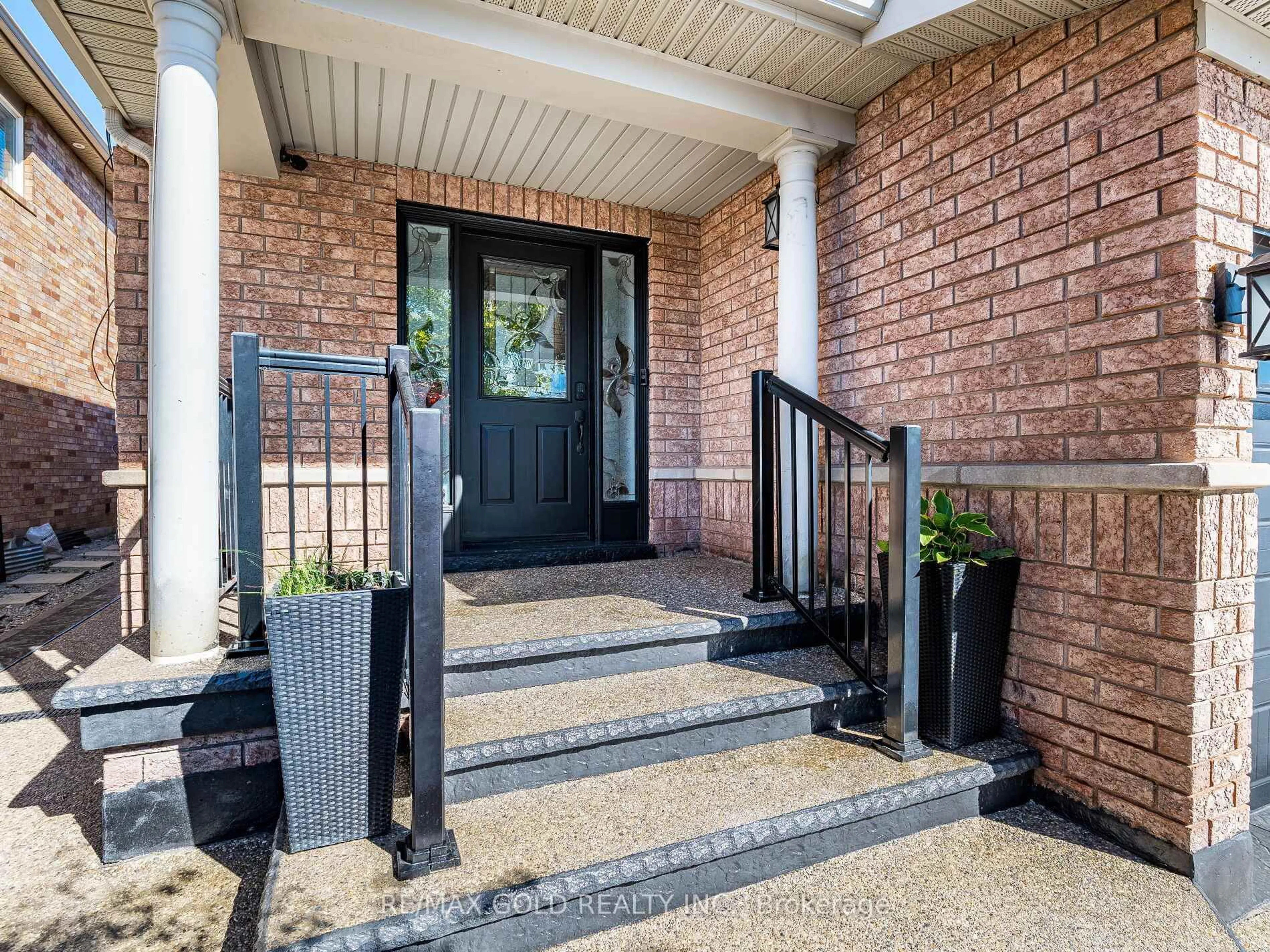 Unknown for 43 Sunnyview Rd, Brampton Ontario L7A 3E4