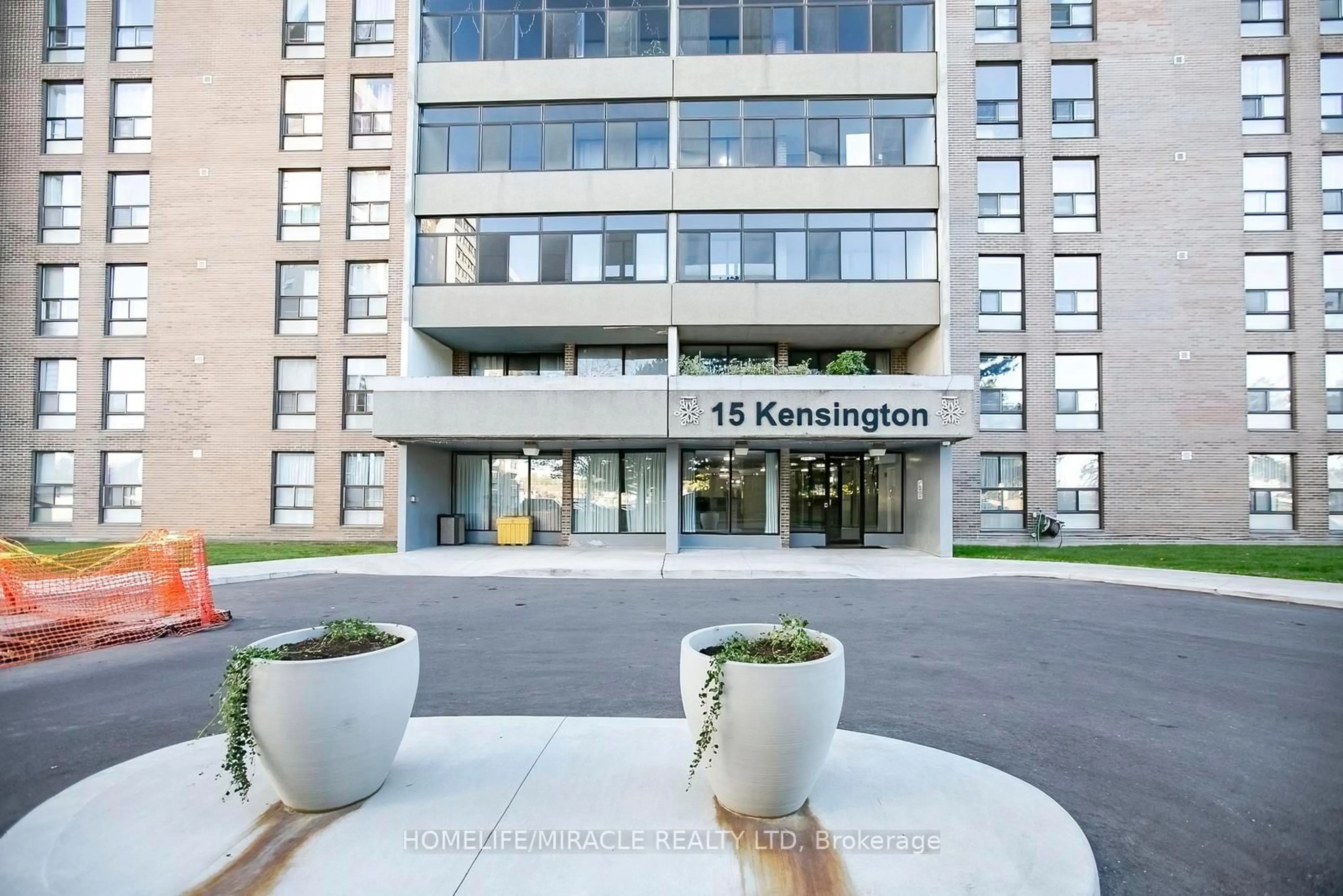 Unknown for 15 Kensington Rd #1610, Brampton Ontario L6T 3W2