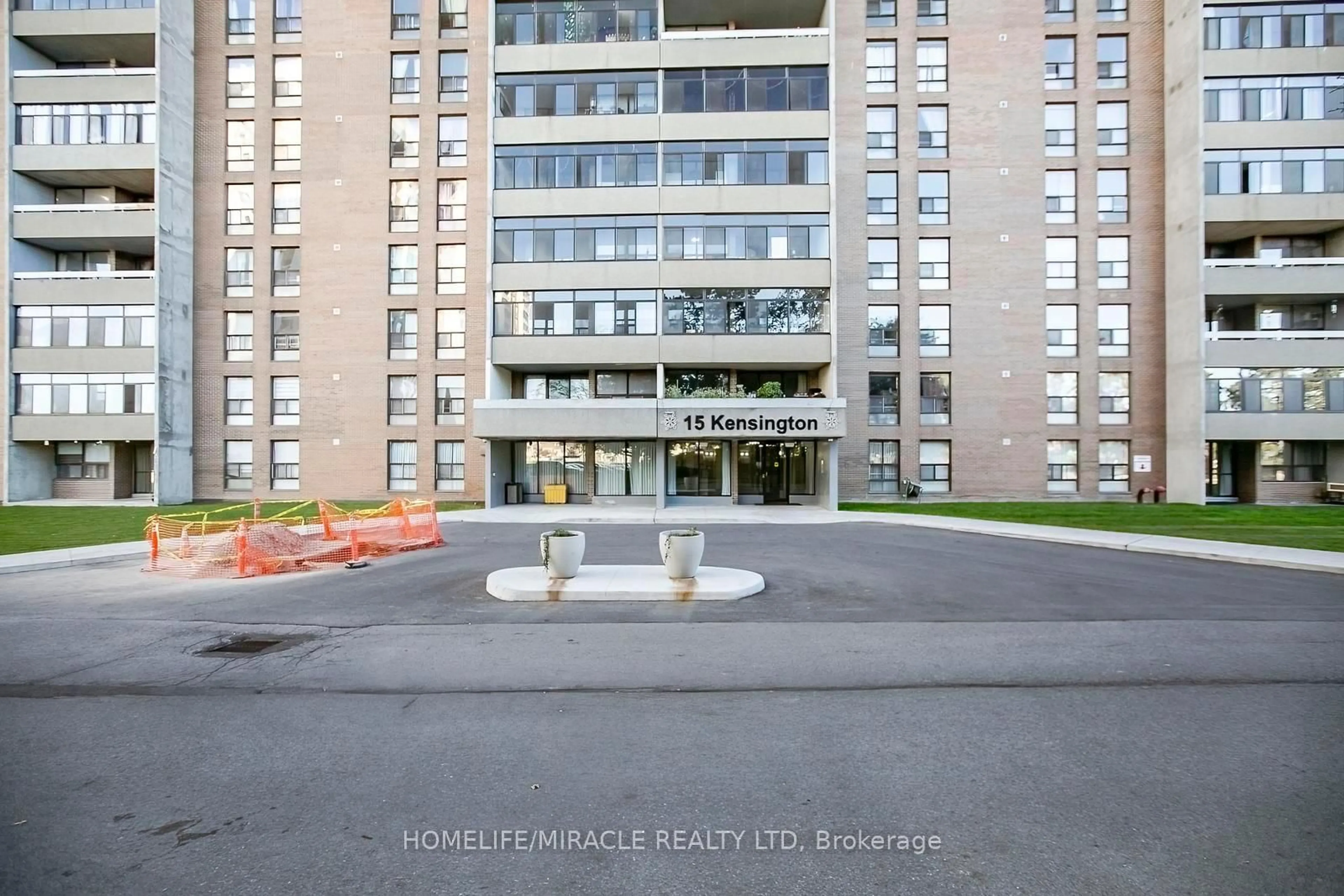 Unknown for 15 Kensington Rd #1610, Brampton Ontario L6T 3W2