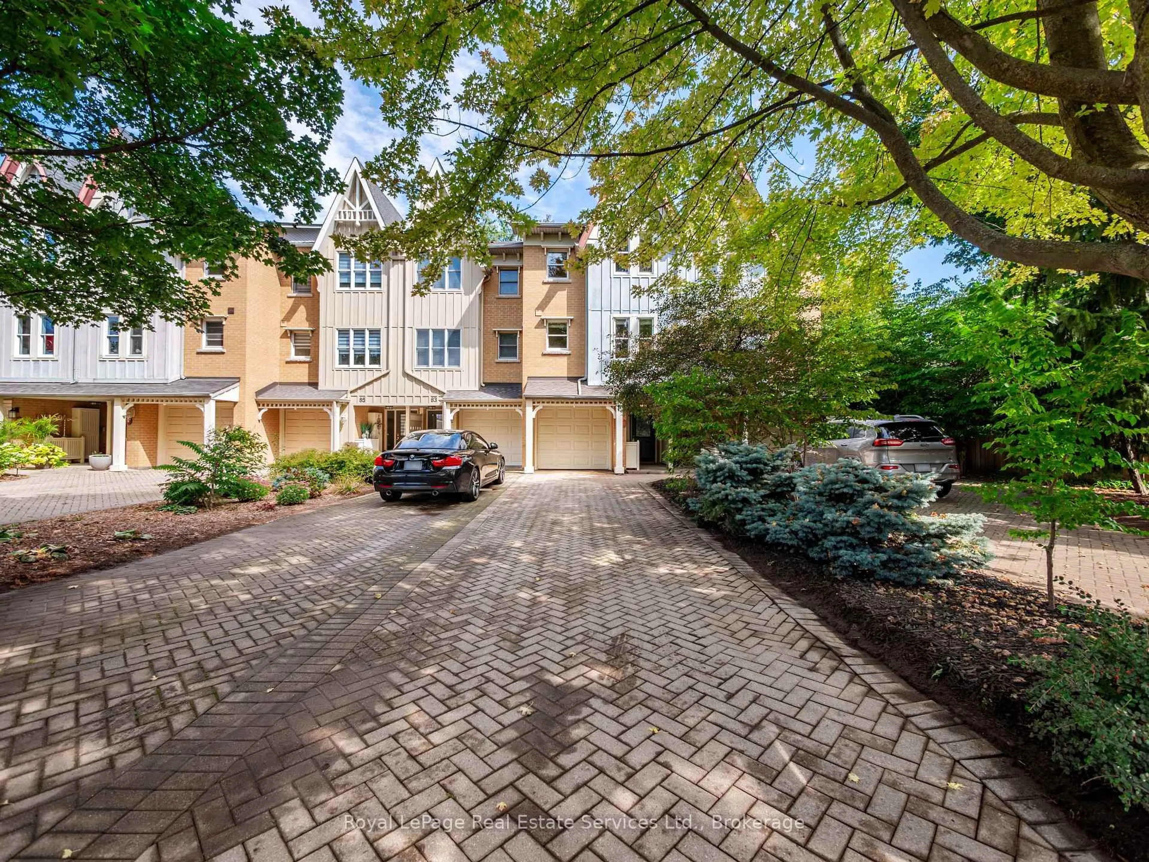 Unknown for 81 Brant St, Oakville Ontario L6K 2Z5