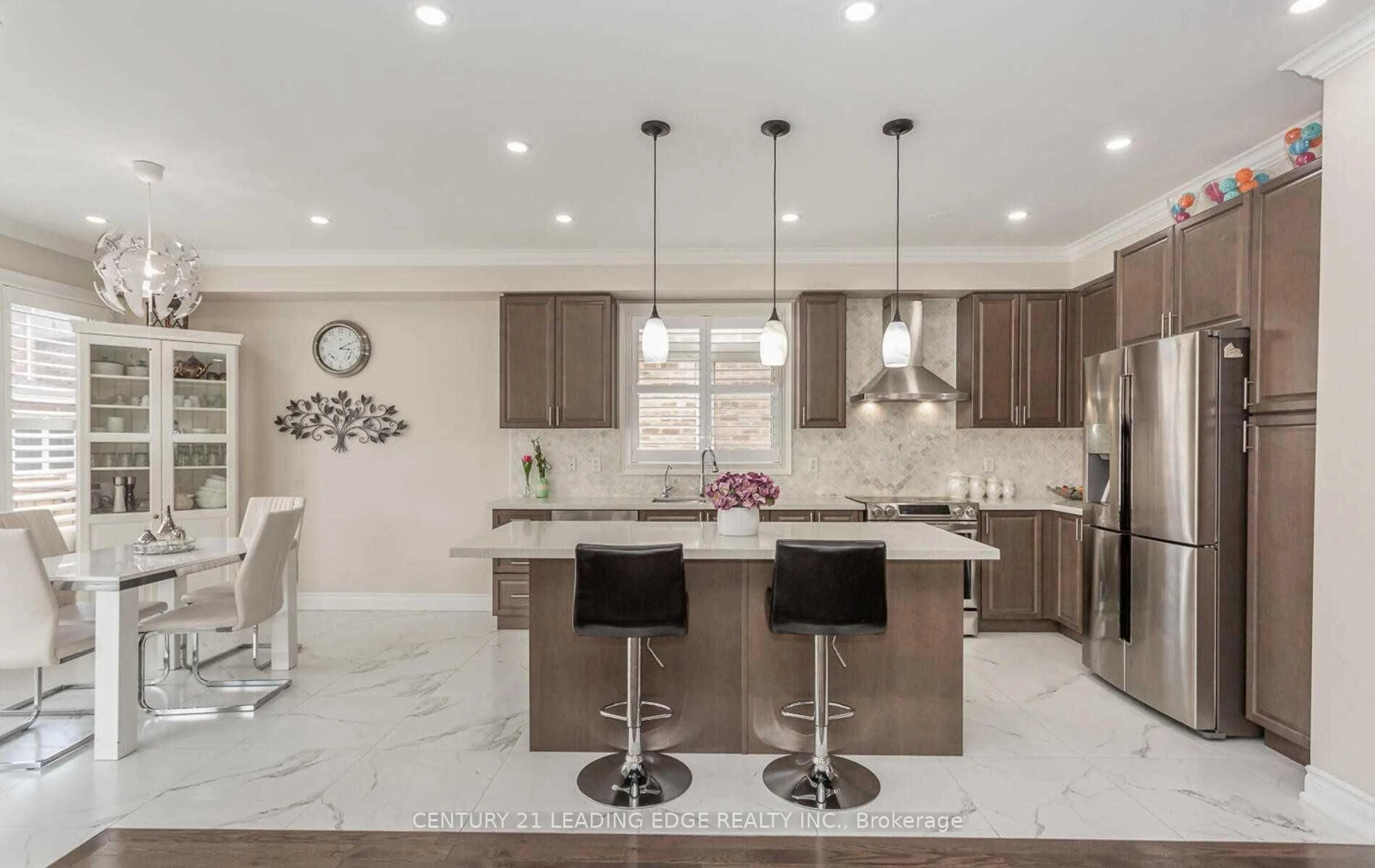 Contemporary kitchen, ceramic/tile floor for 7 Vetch St, Brampton Ontario L6Y 0E3