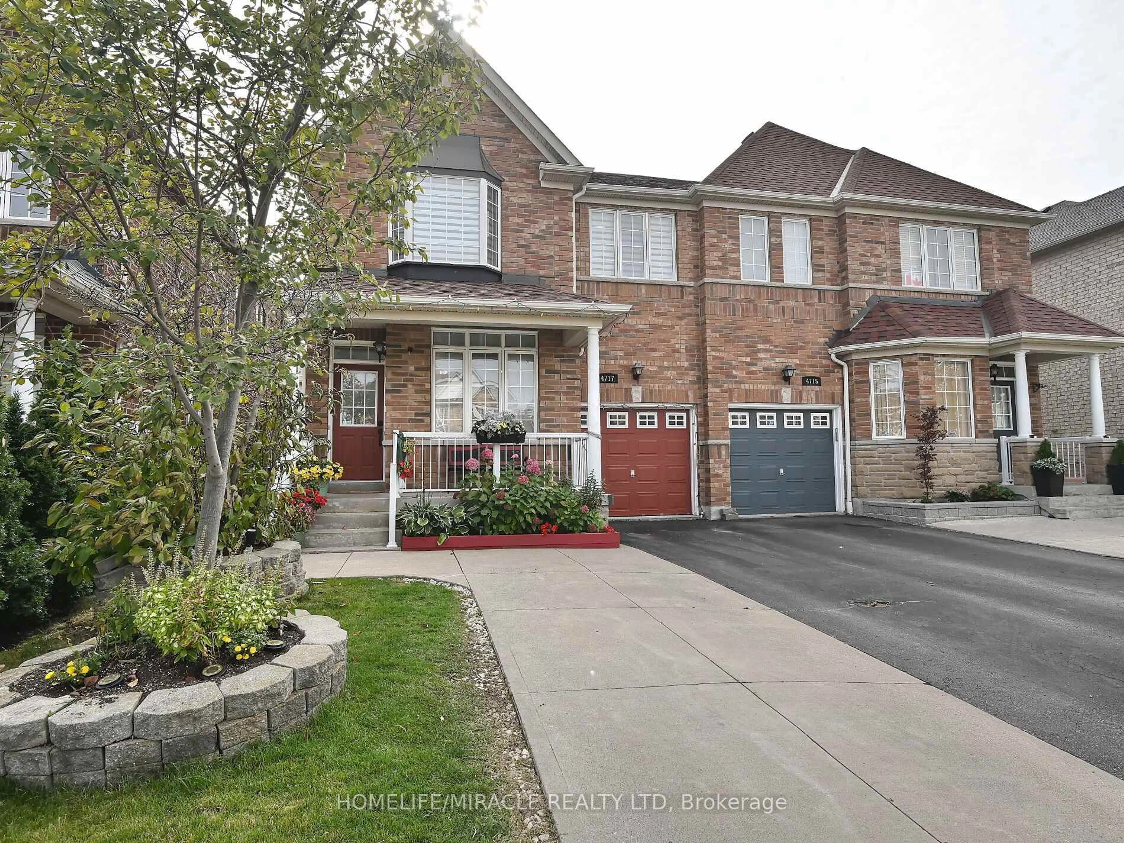 Home with brick exterior material, street for 4717 Colombo Cres, Mississauga Ontario L5M 7R3