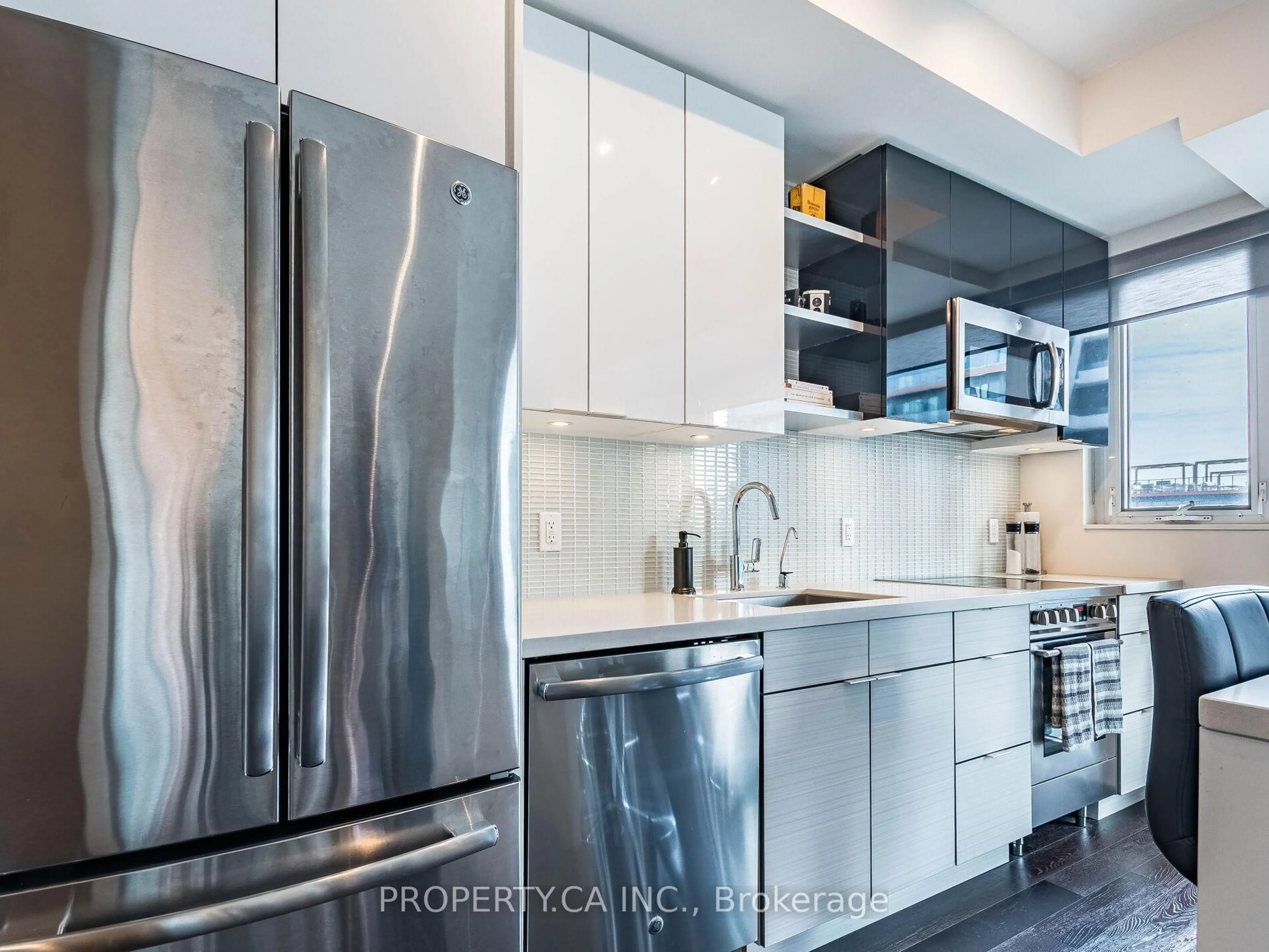 Contemporary kitchen, ceramic/tile floor for 33 Shore Breeze Dr #511, Toronto Ontario M8V 0G1