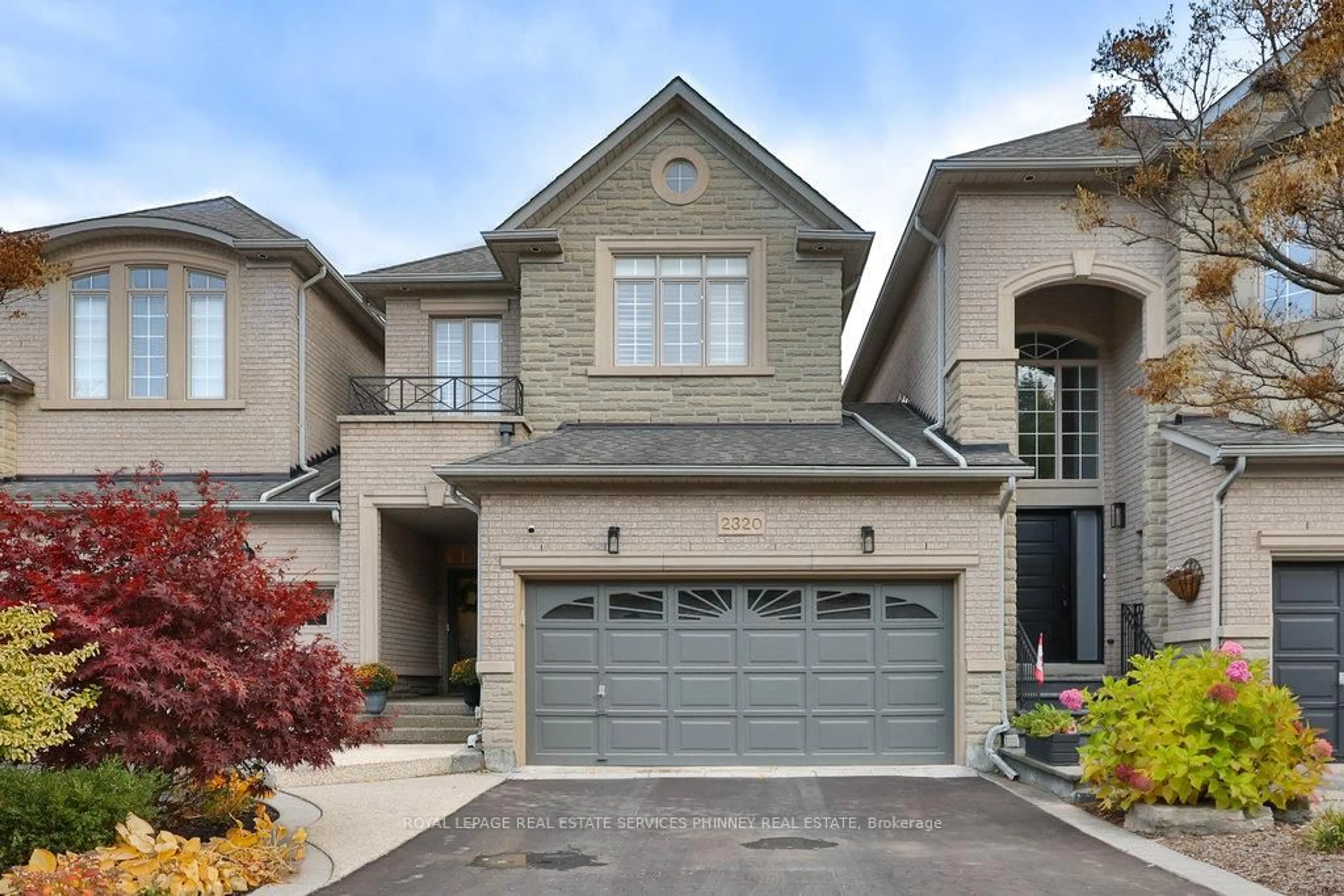 Home with brick exterior material, street for 2320 Woodfield Rd, Oakville Ontario L6H 6Y6