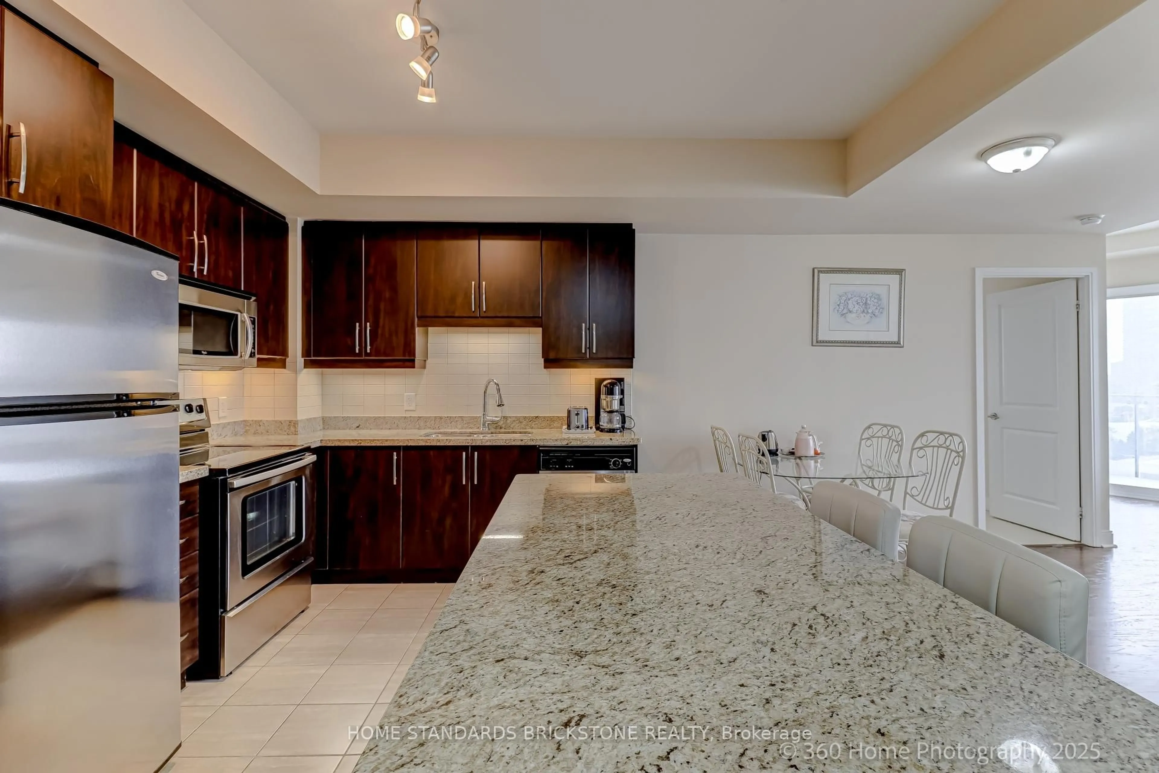 Standard kitchen, ceramic/tile floor for 50 Absolute Ave #1106, Mississauga Ontario L4Z 0A8