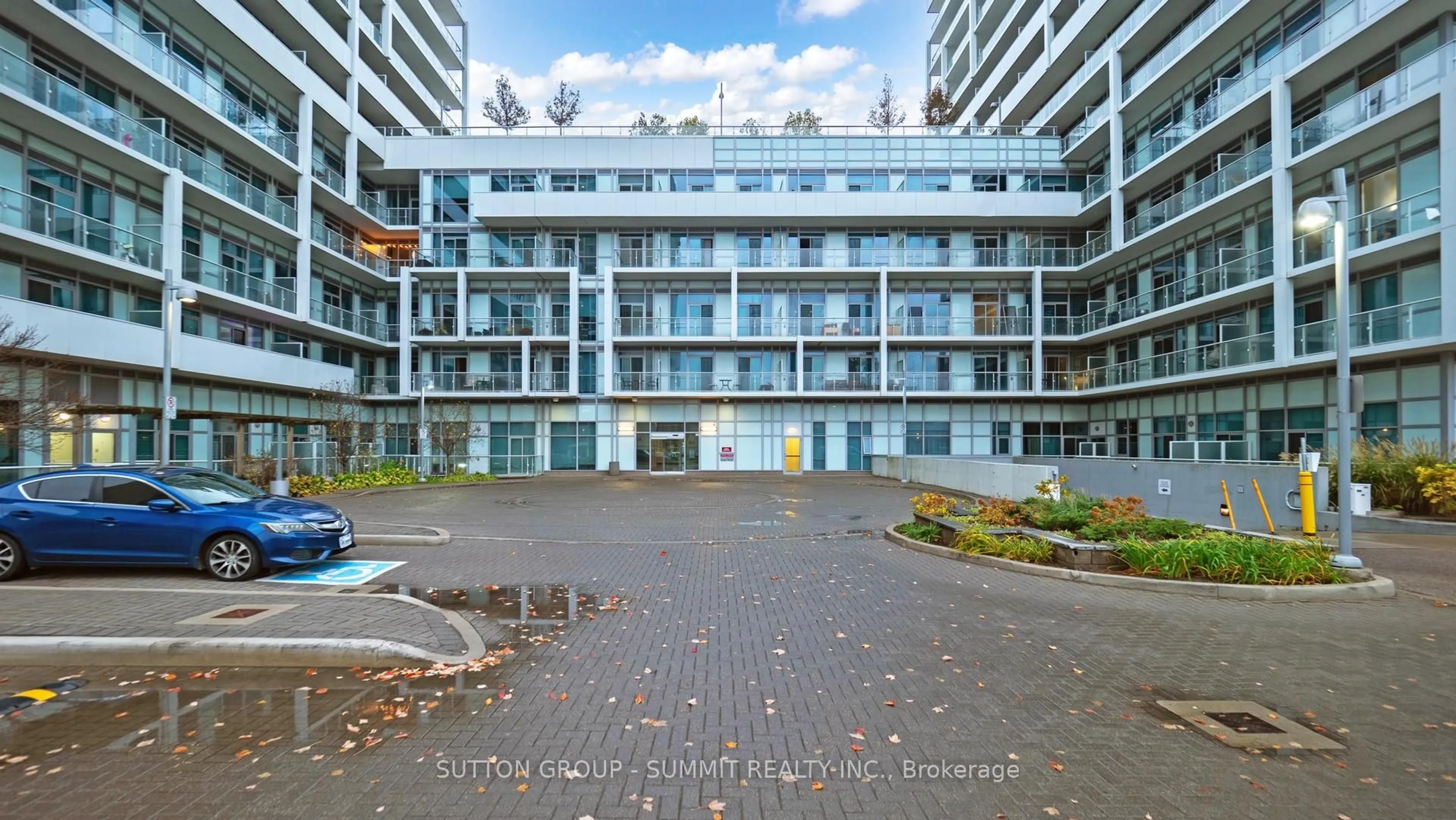 Unknown for 55 Speers Rd #307, Oakville Ontario L6K 0H9