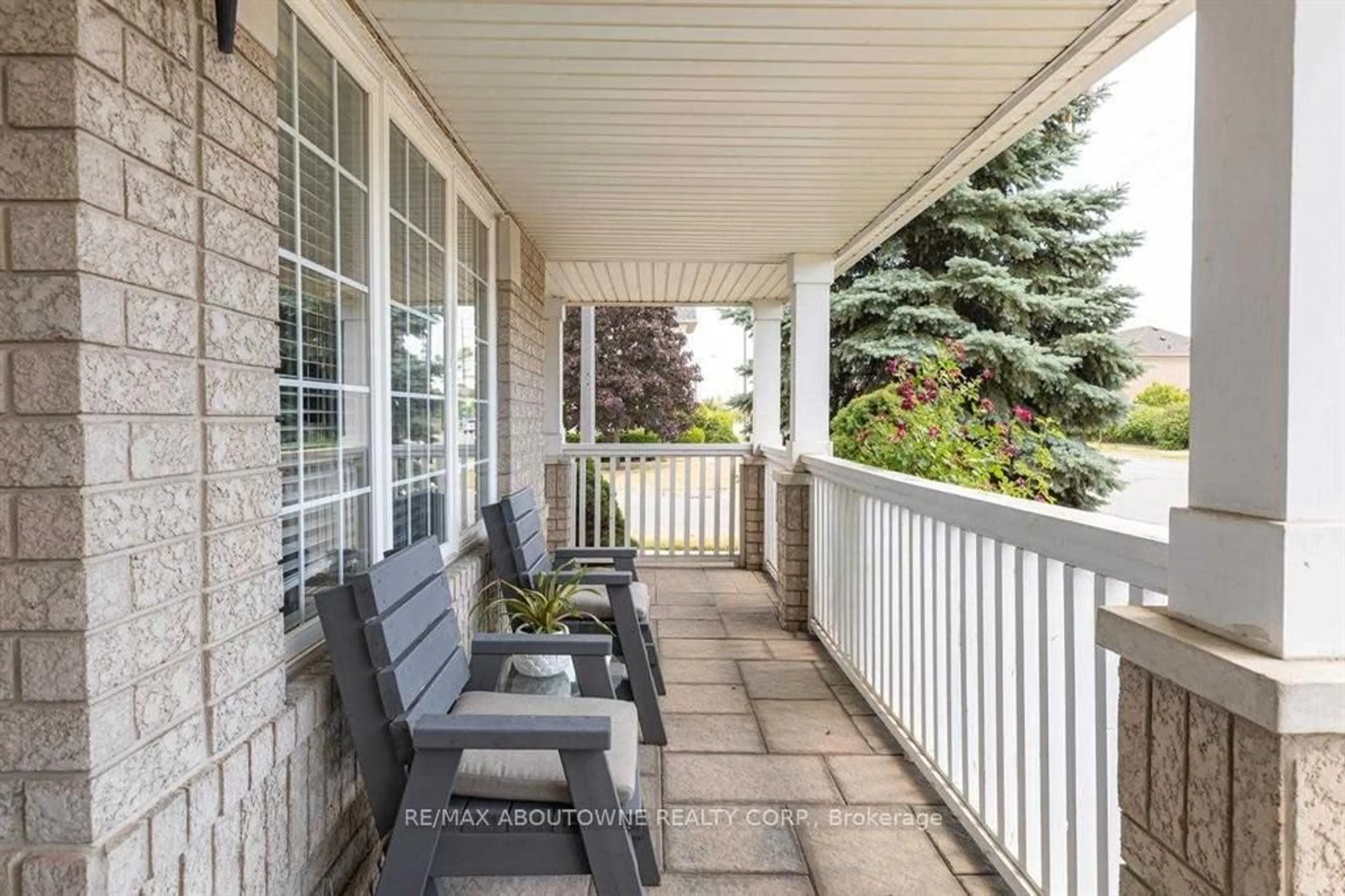 Patio, street for 3875 Thomas St, Mississauga Ontario L5M 7A6