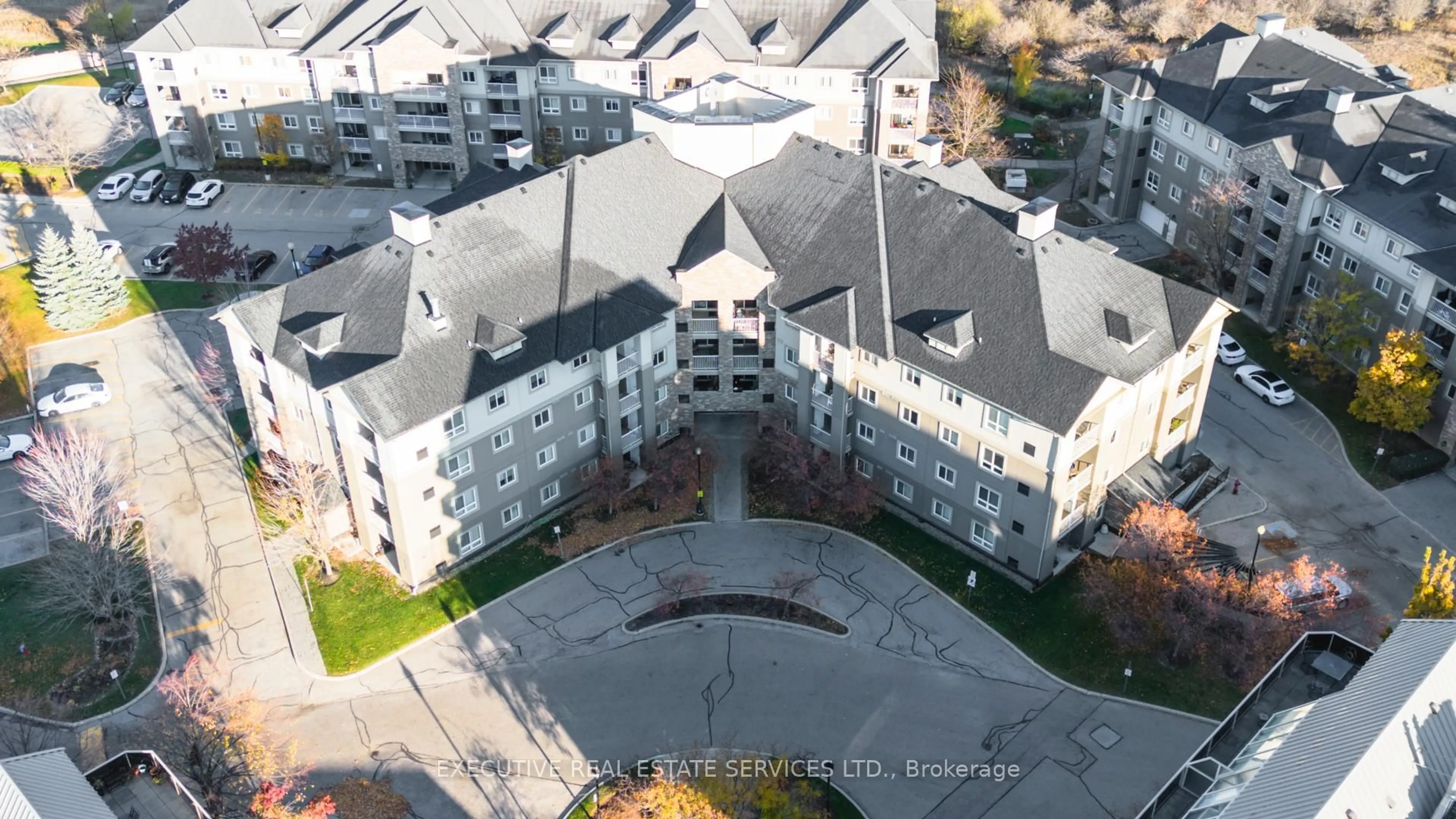 A pic from outside/outdoor area/front of a property/back of a property/a pic from drone, city buildings view from balcony for 4 Dayspring Circ ##203, Brampton Ontario L6P 2Z5